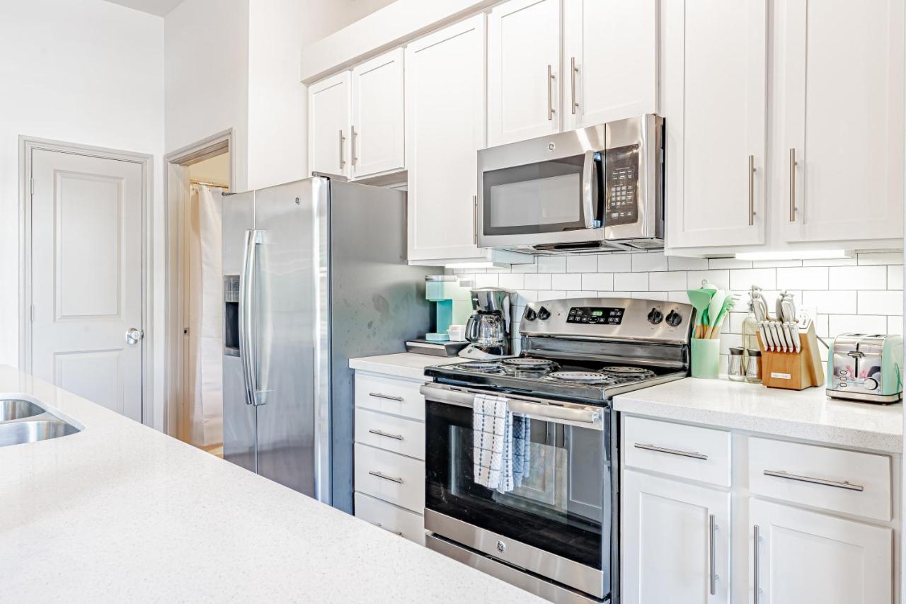 Apartment Spacious 2br King Bed Close To Downtown And Airport Austin