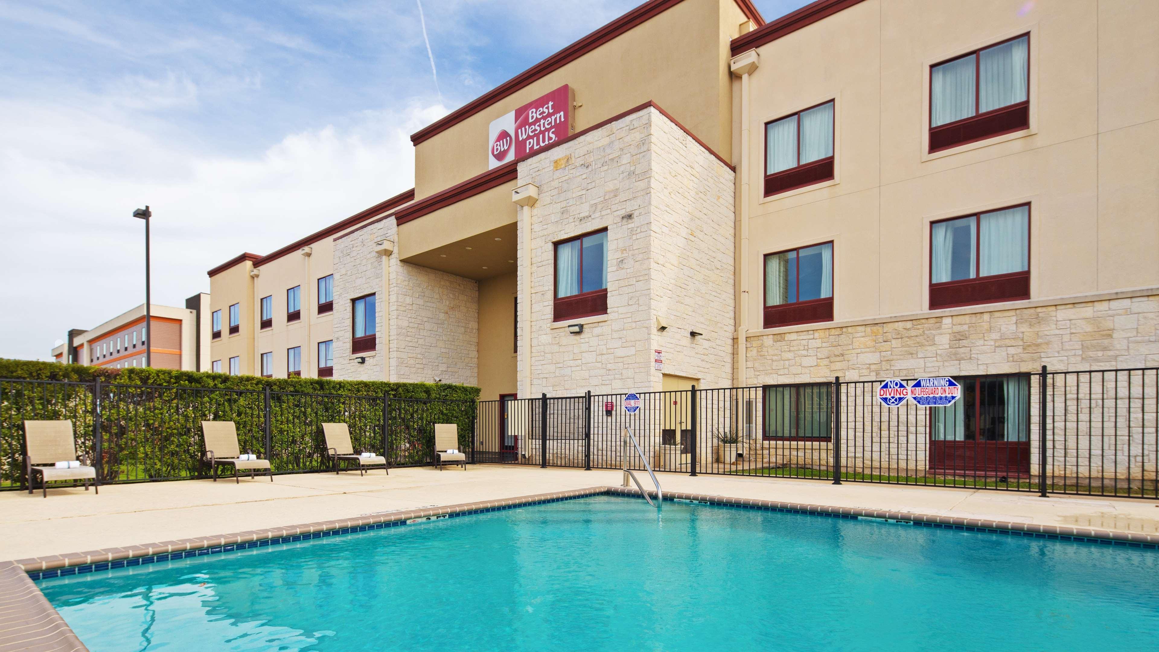 Western Airport & Hotel Austin