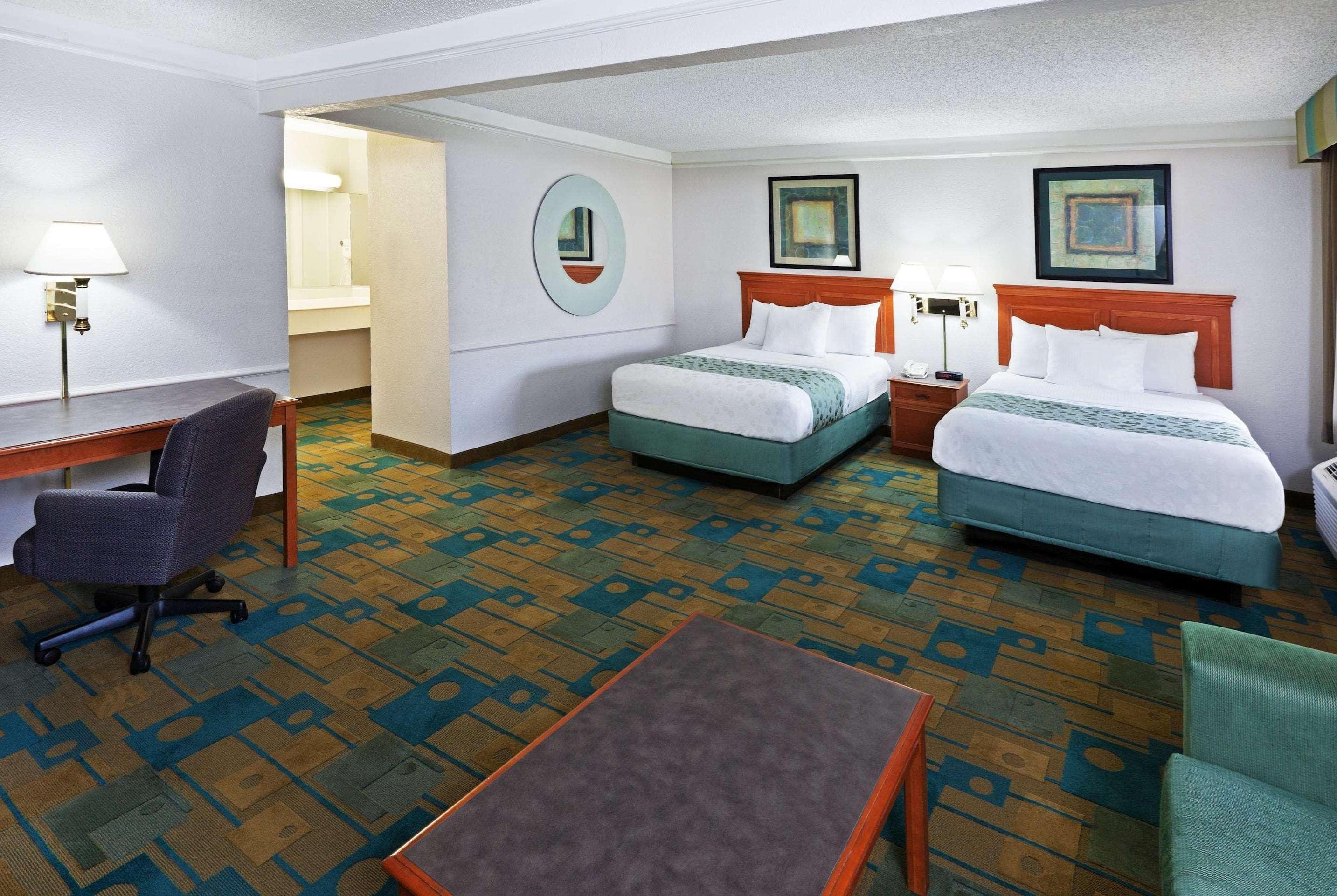 Hotel La Quinta By Wyndham Oltorf Austin