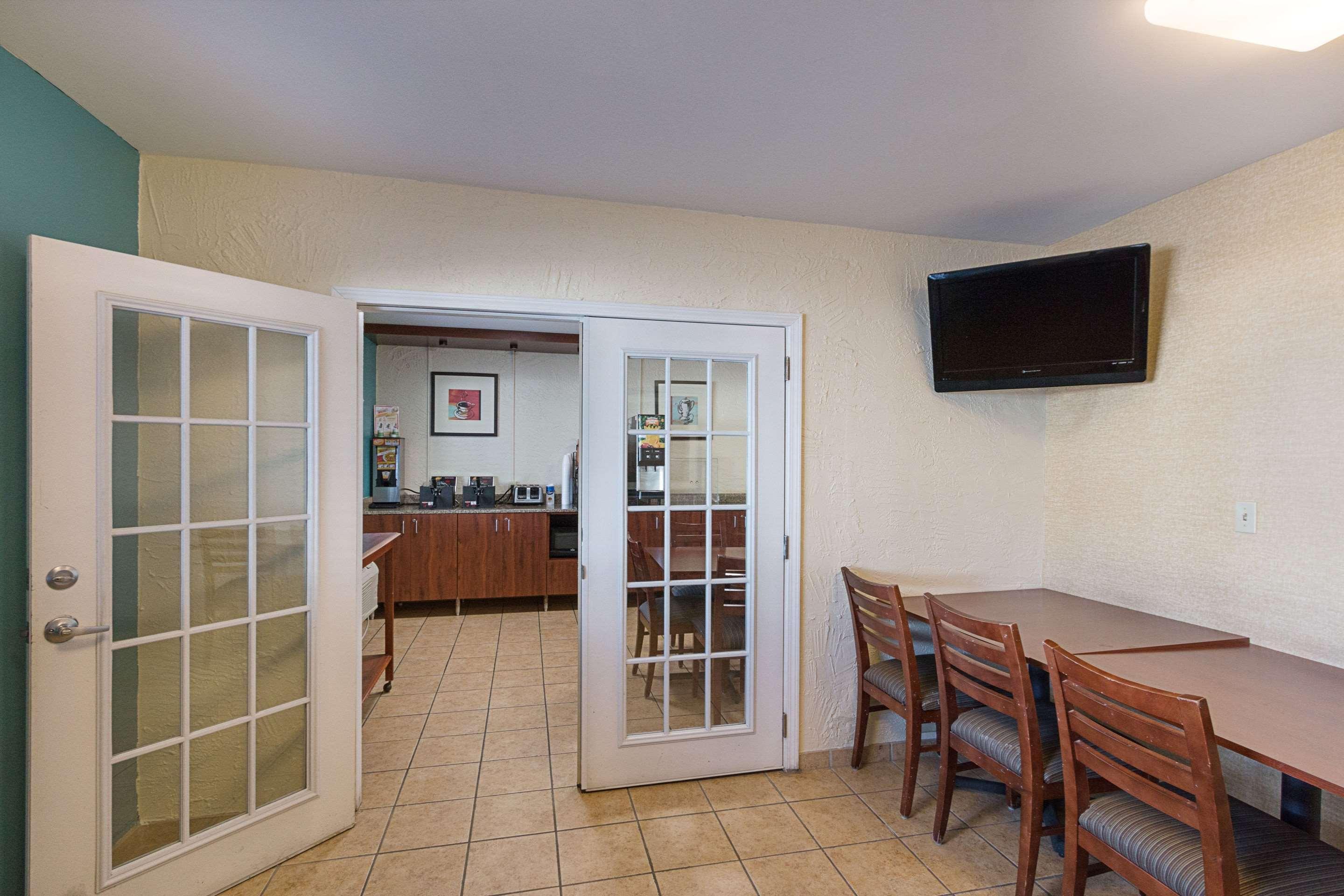 Hotel La Quinta By Wyndham Oltorf Austin