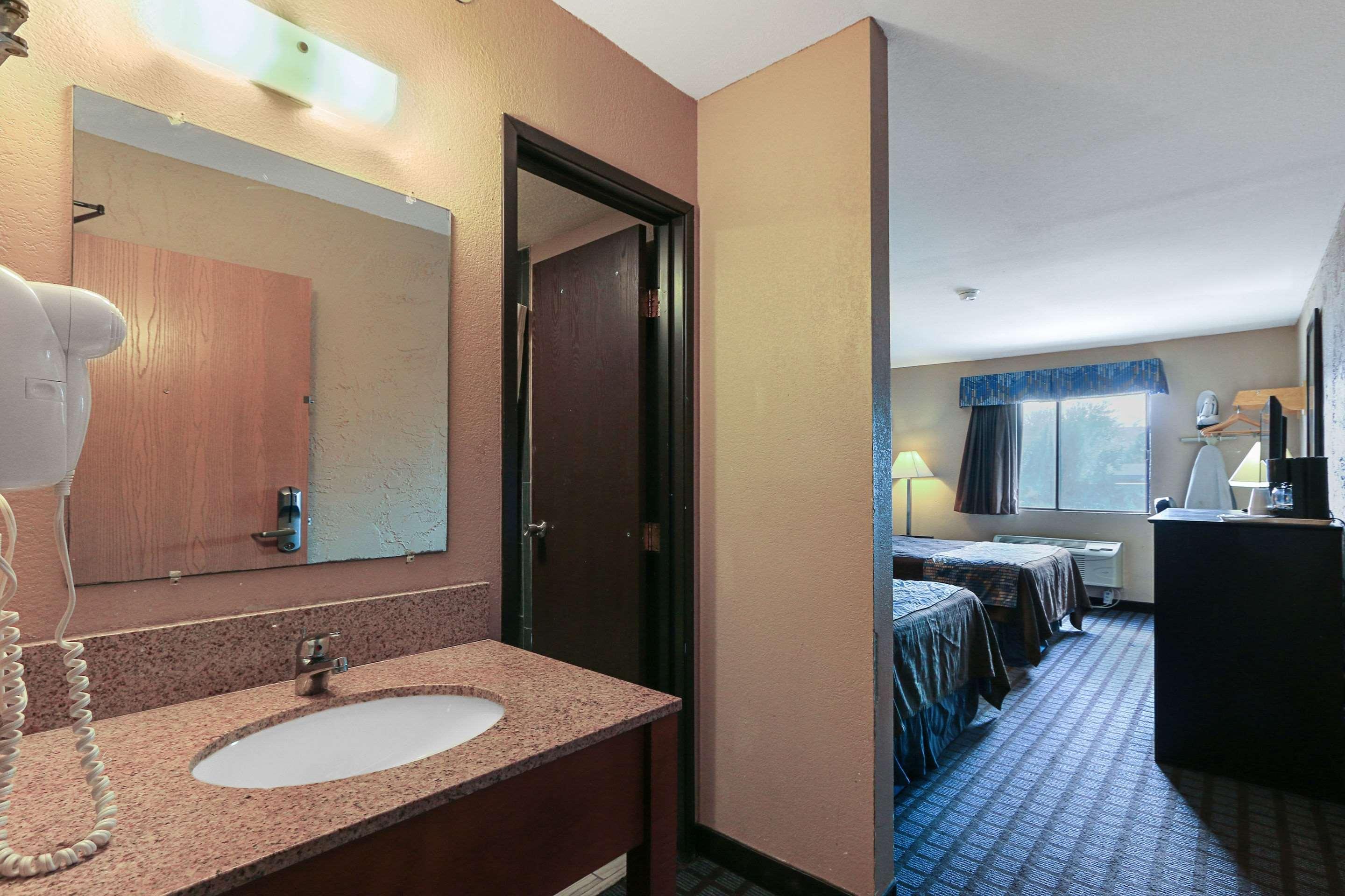 La Quinta By Wyndham Oltorf Hotel Austin