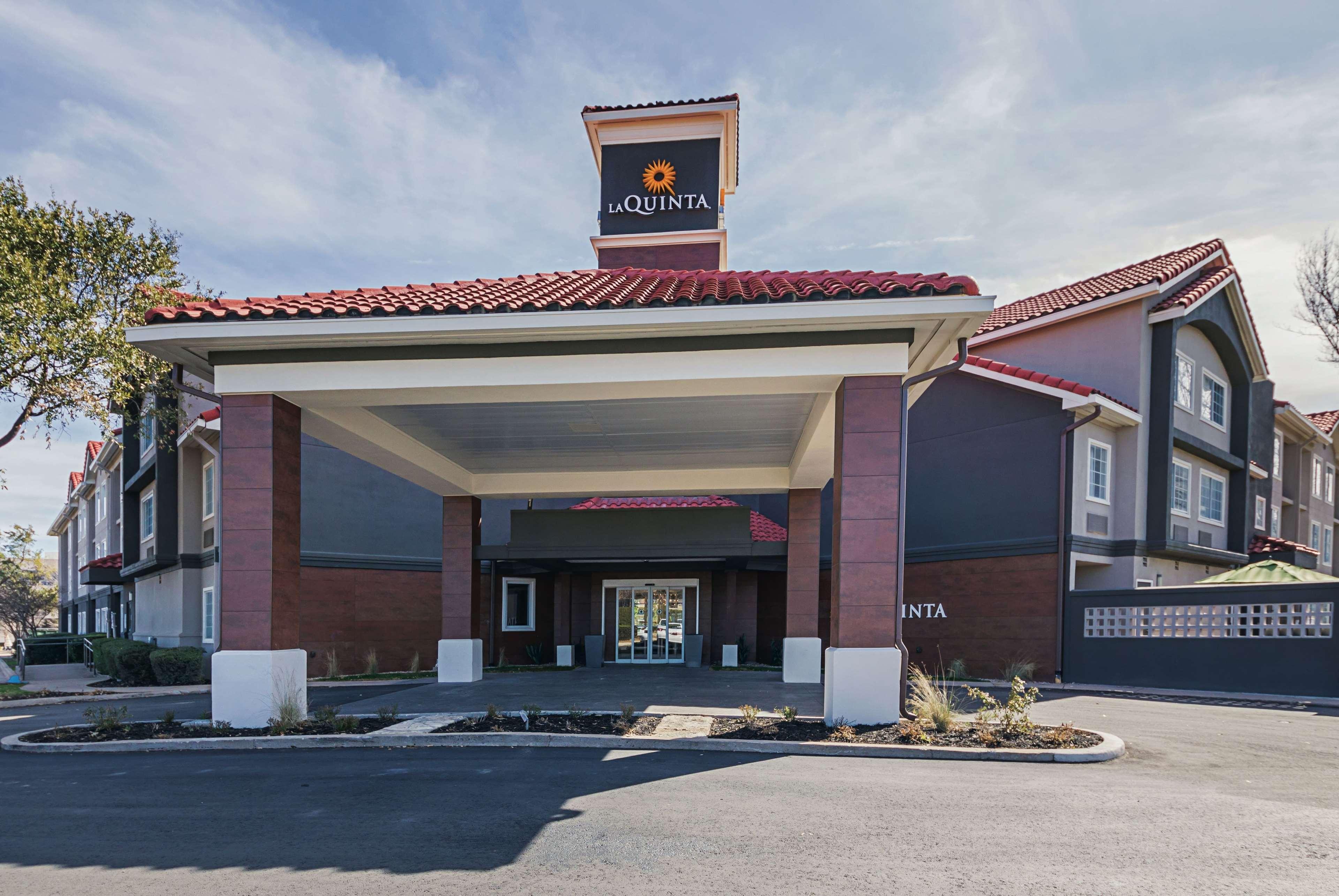 La Quinta By Wyndham At The Domain Austin