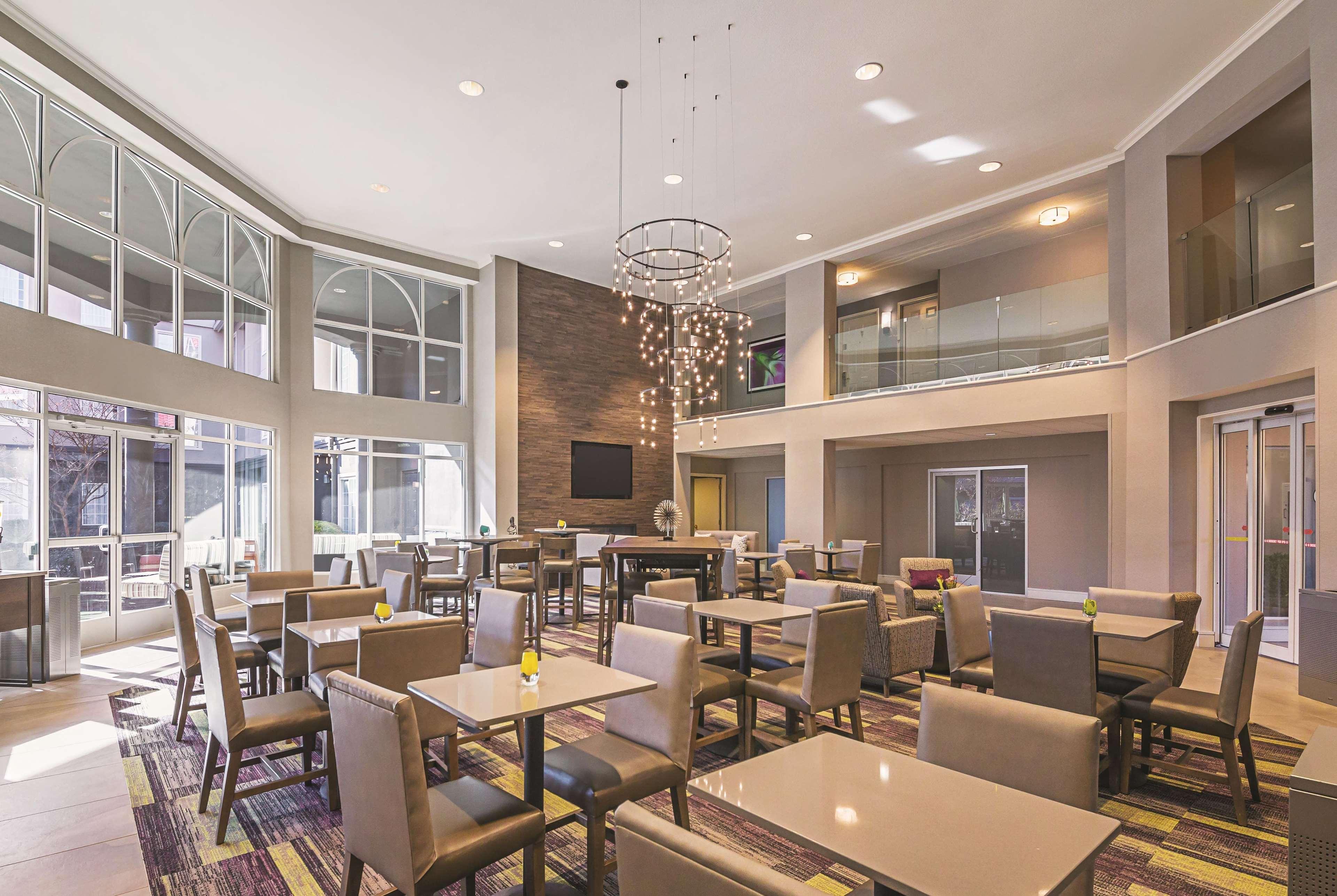 Hotel La Quinta By Wyndham At The Domain Austin