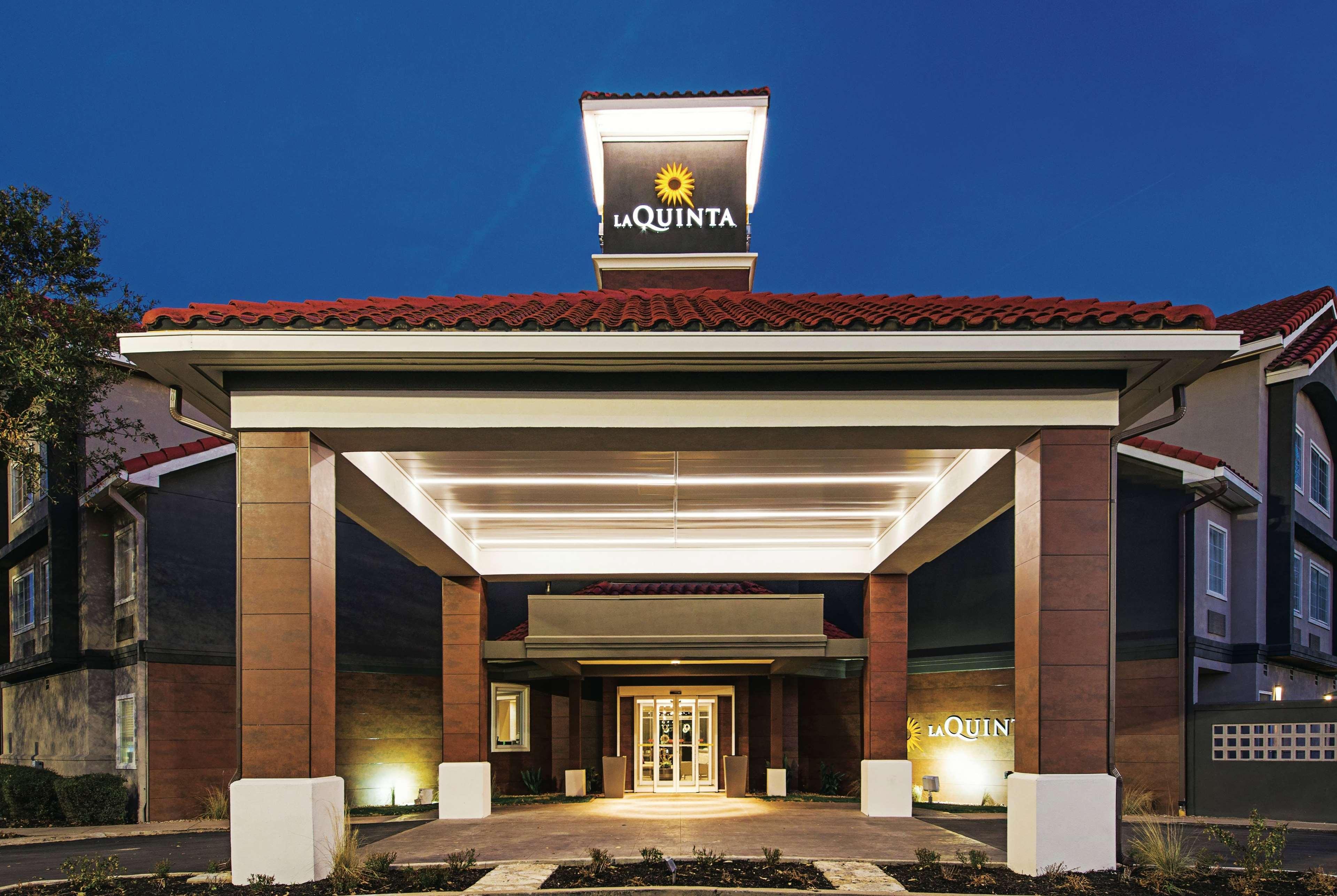 La Quinta By Wyndham At The Domain Hotel