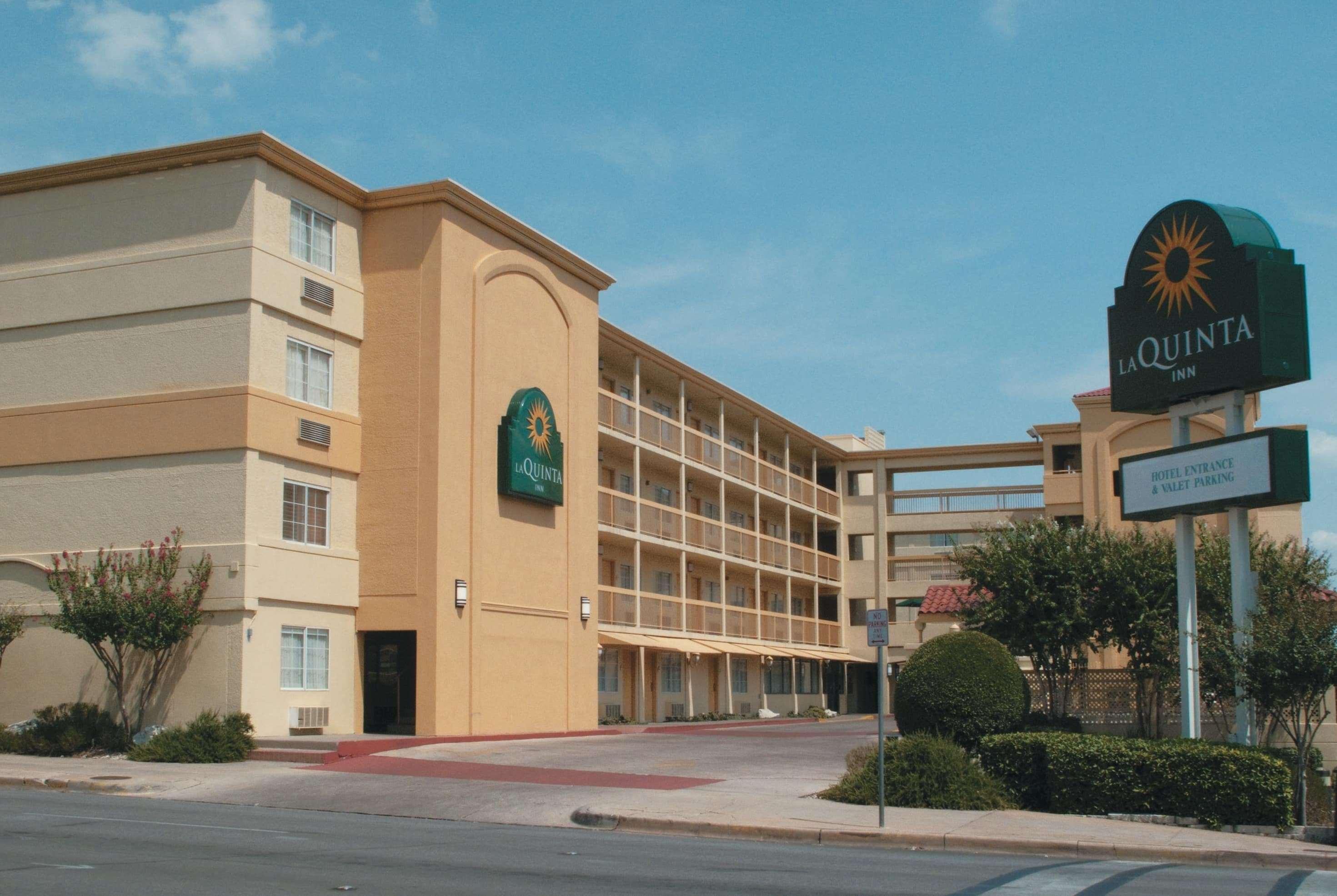 Hotel La Quinta By Wyndham Capitol / Downtown