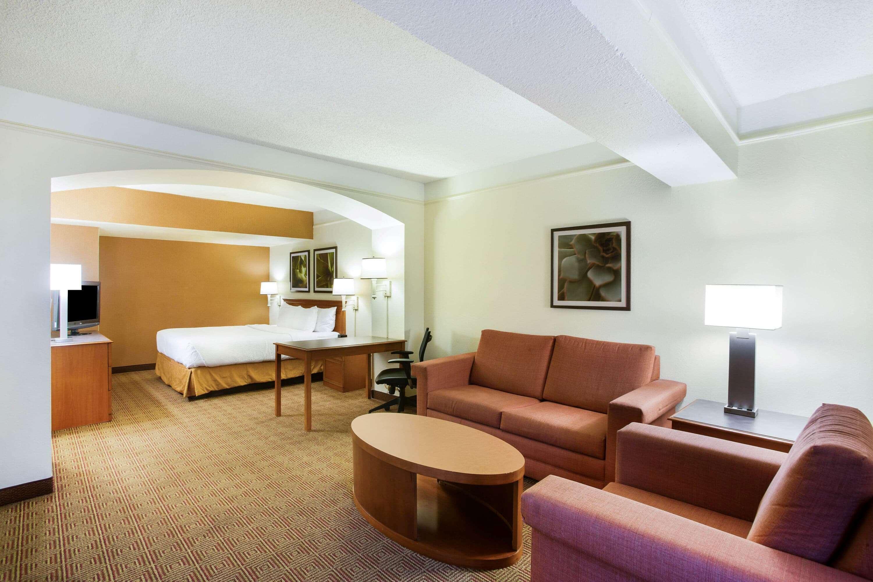 La Quinta By Wyndham Capitol / Downtown Hotel 3*
