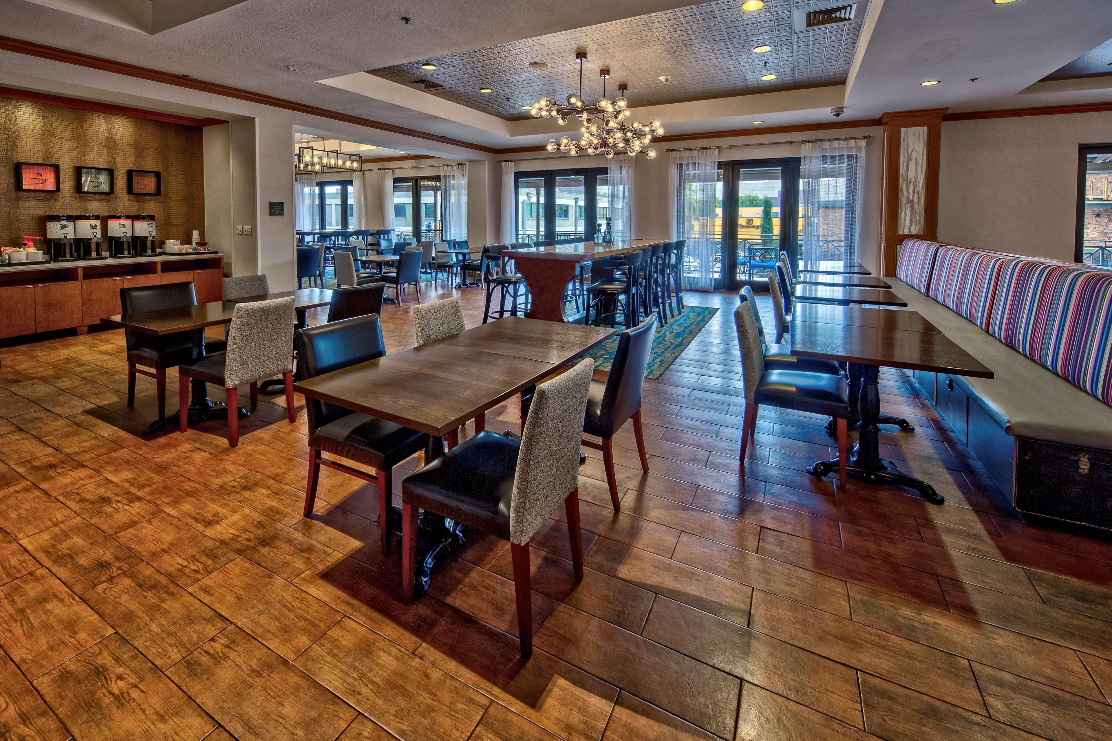 Hampton Inn & Suites Austin-Downtown/Convention Center Austin