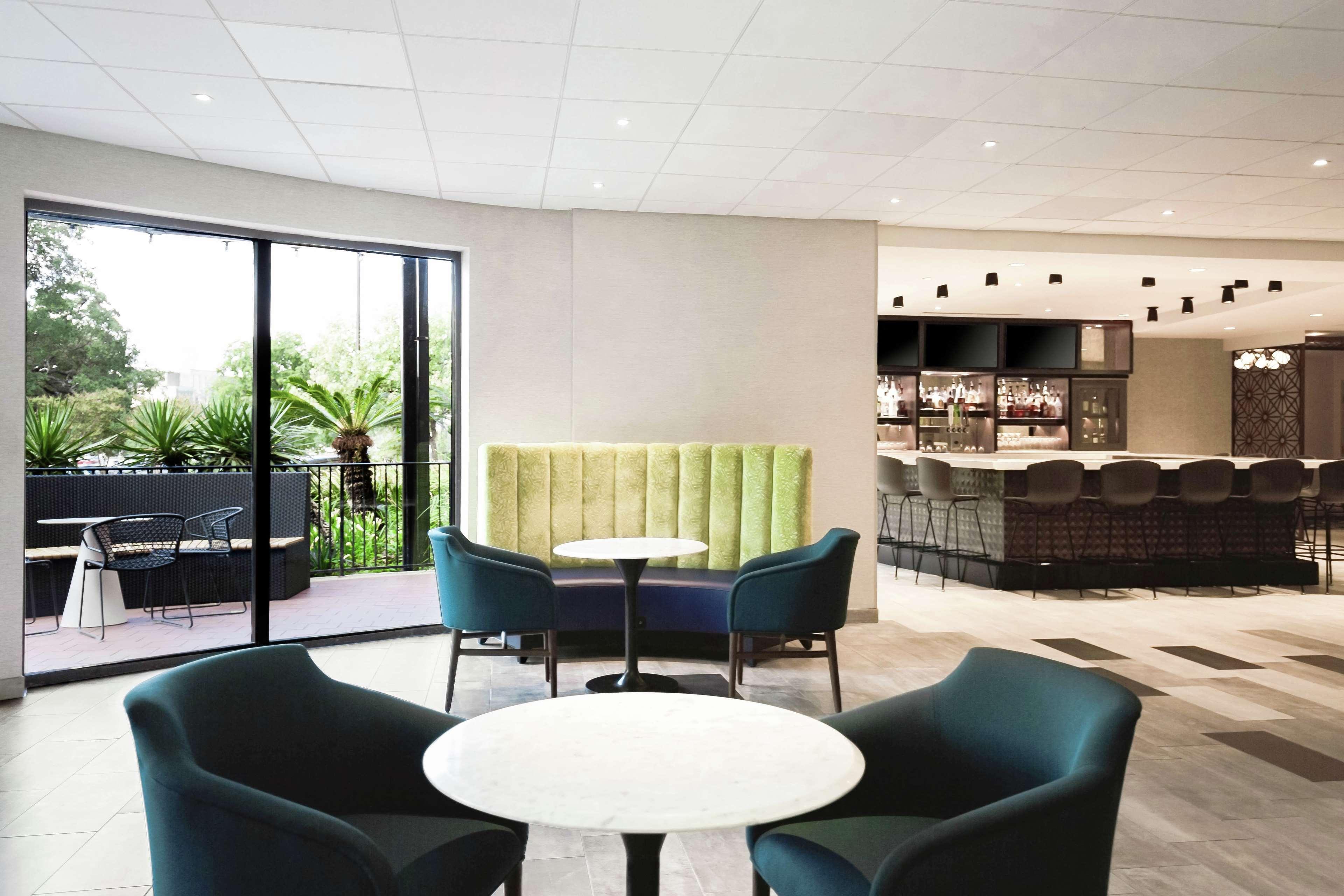 Doubletree By Hilton Austin-university Area Hotel 3*