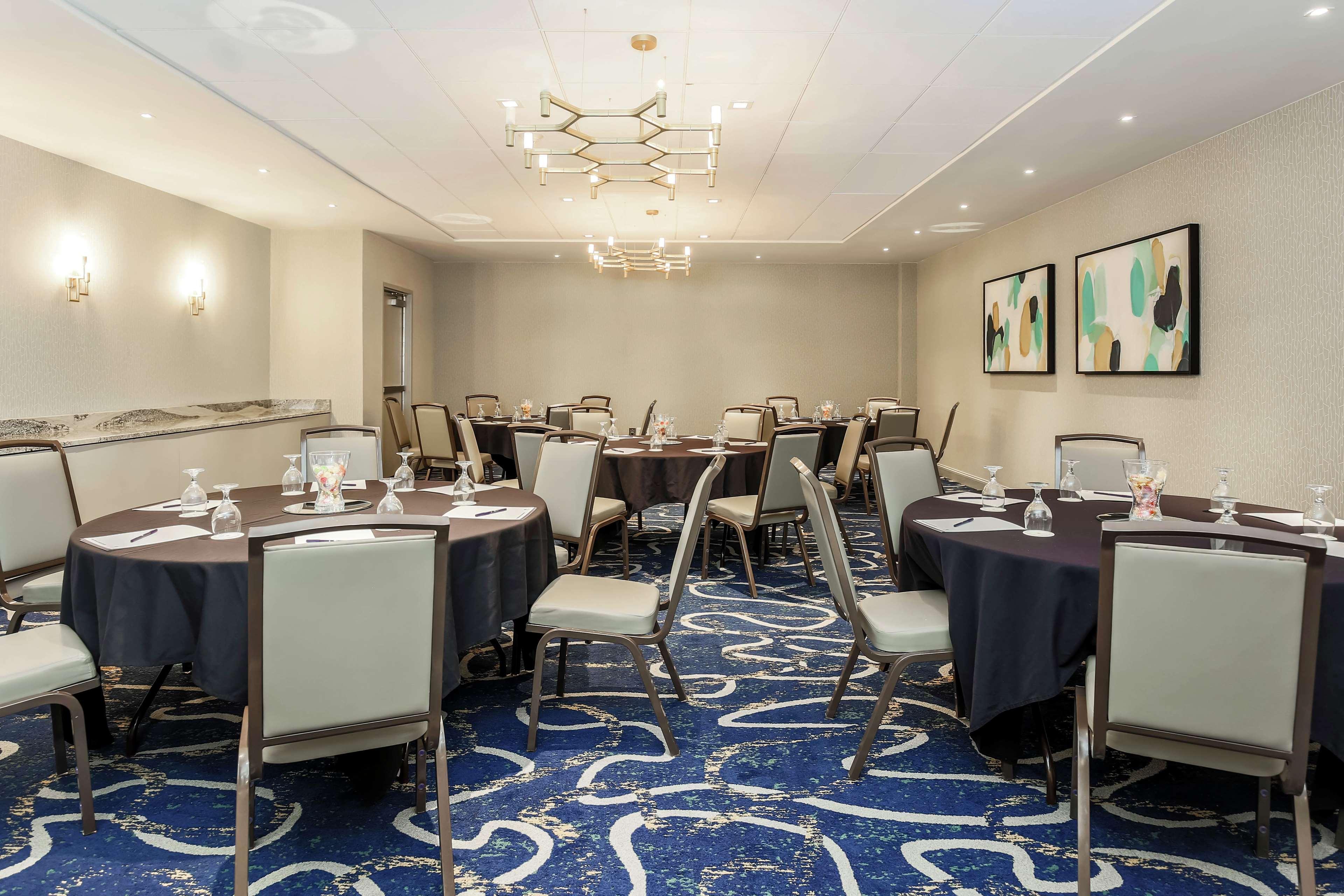 Doubletree By Hilton Austin-university Area 3*