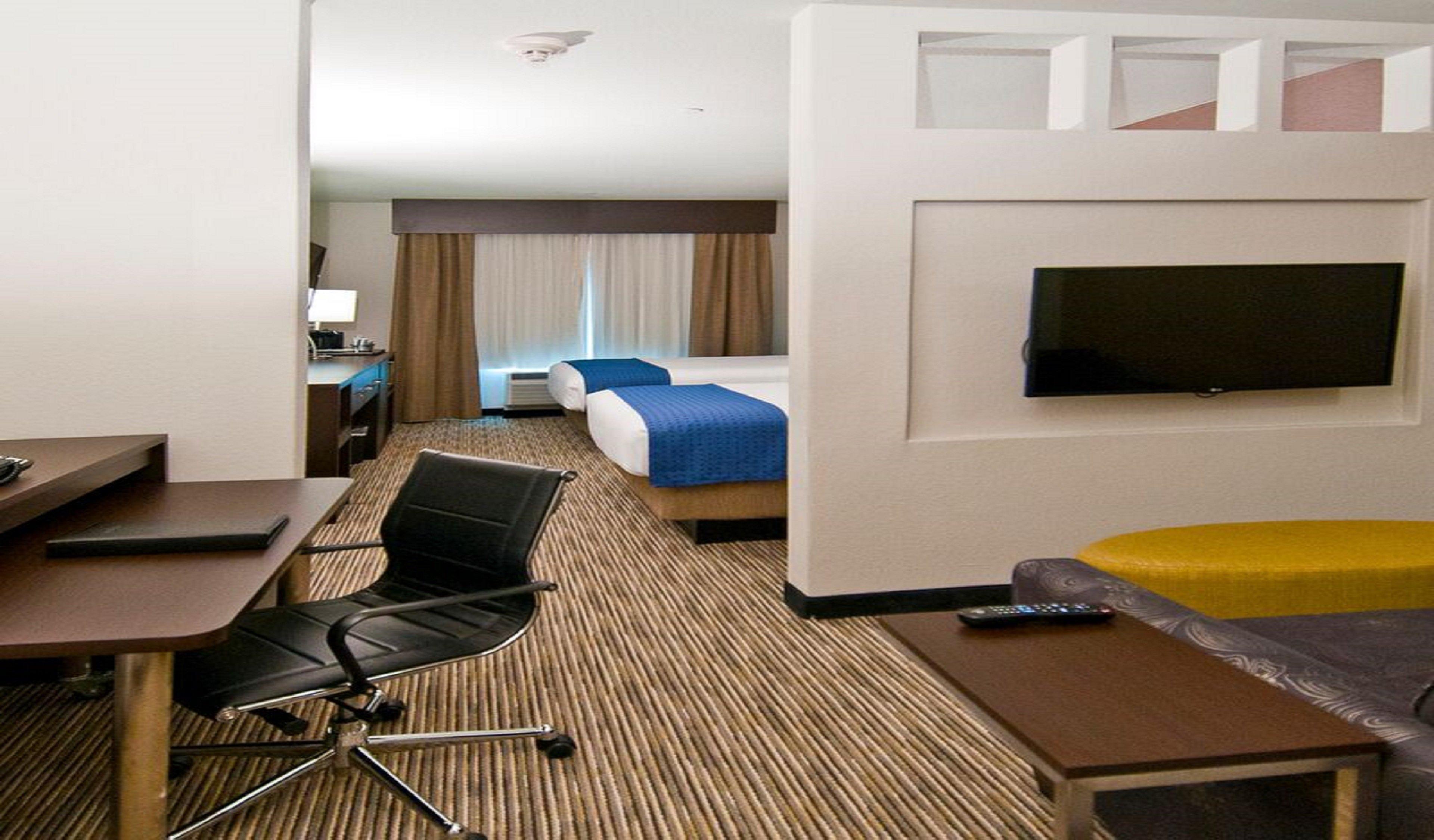Airport By Ihg Hotel 3*