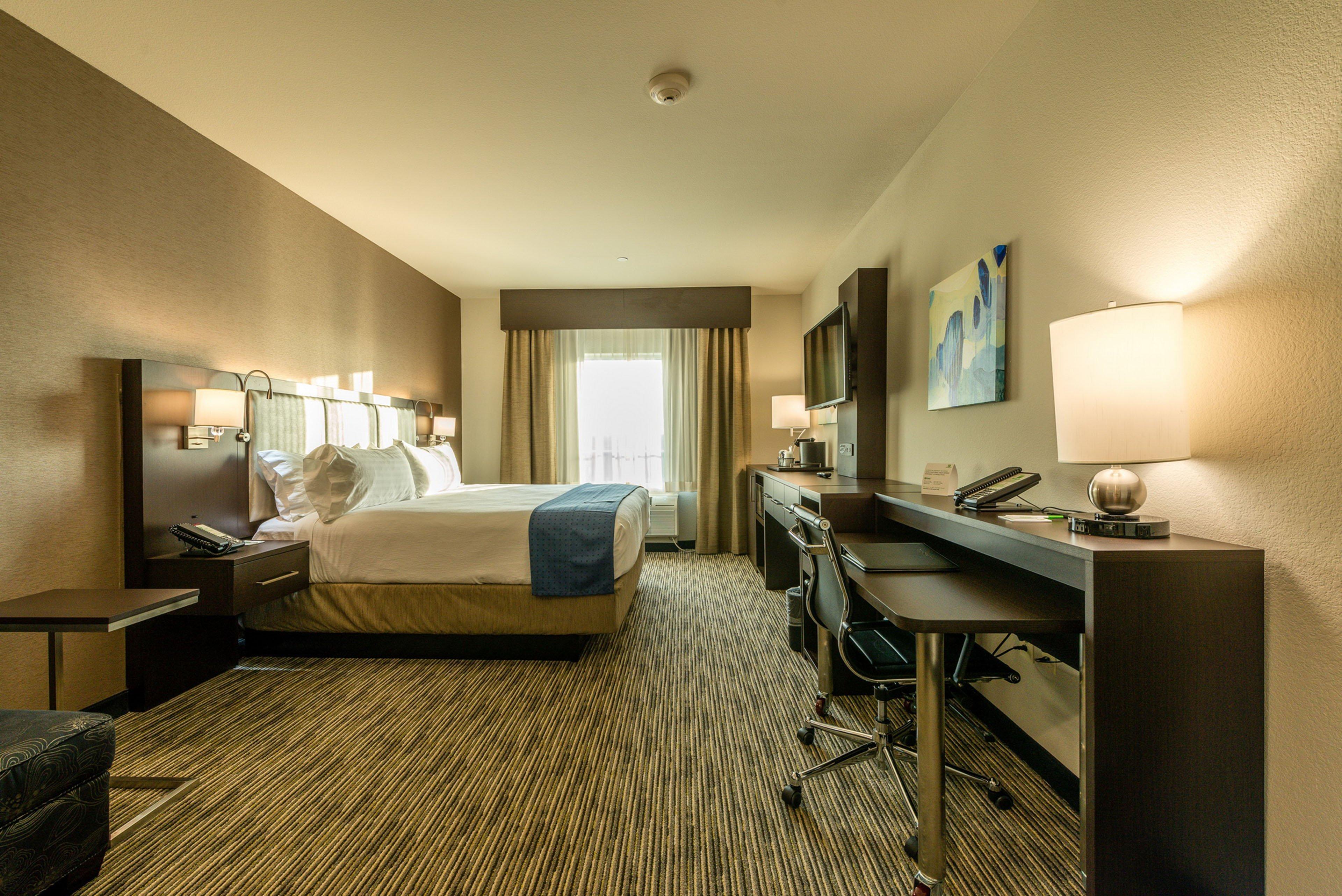 Airport By Ihg Hotel 3*