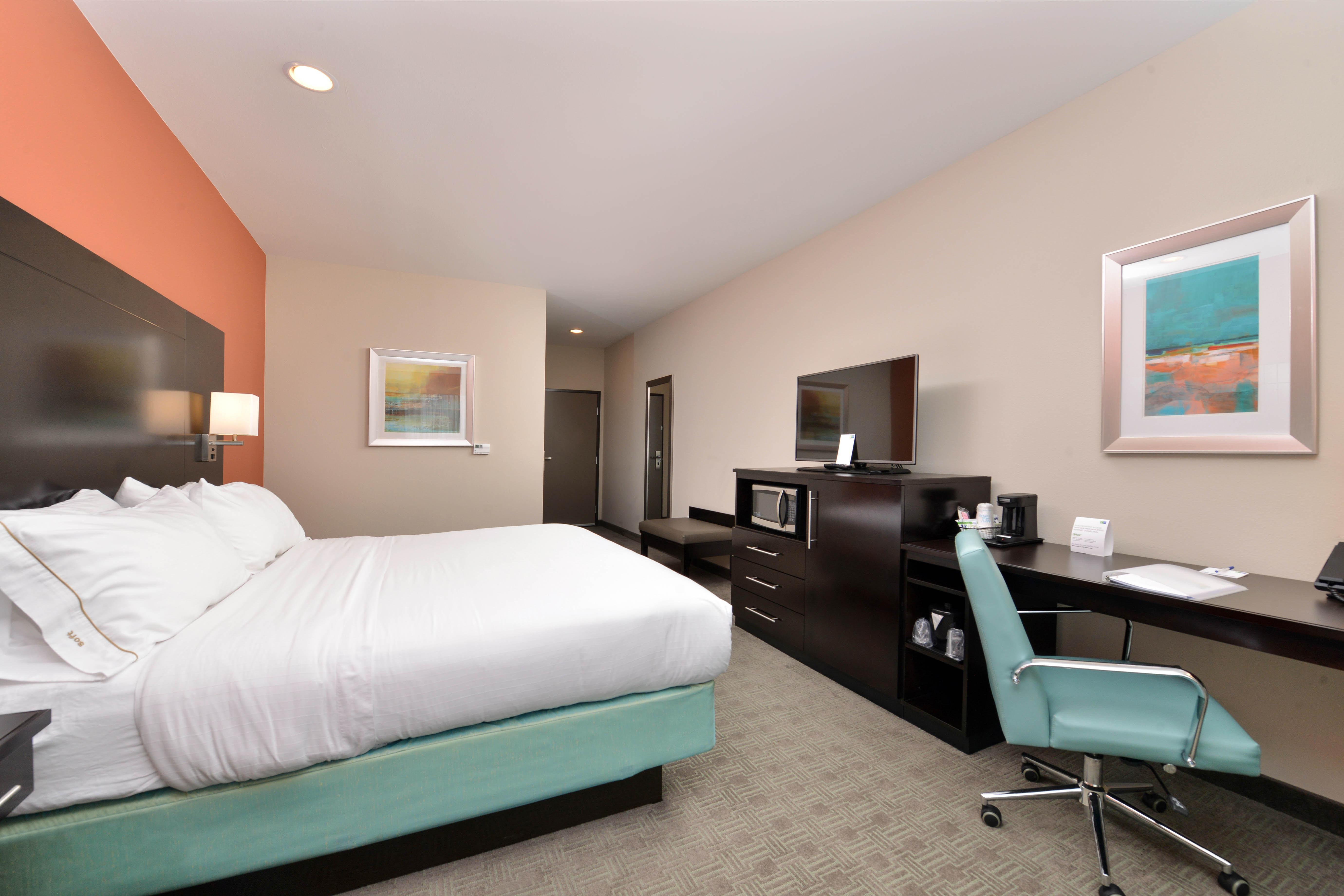 Express & South By Ihg Hotel