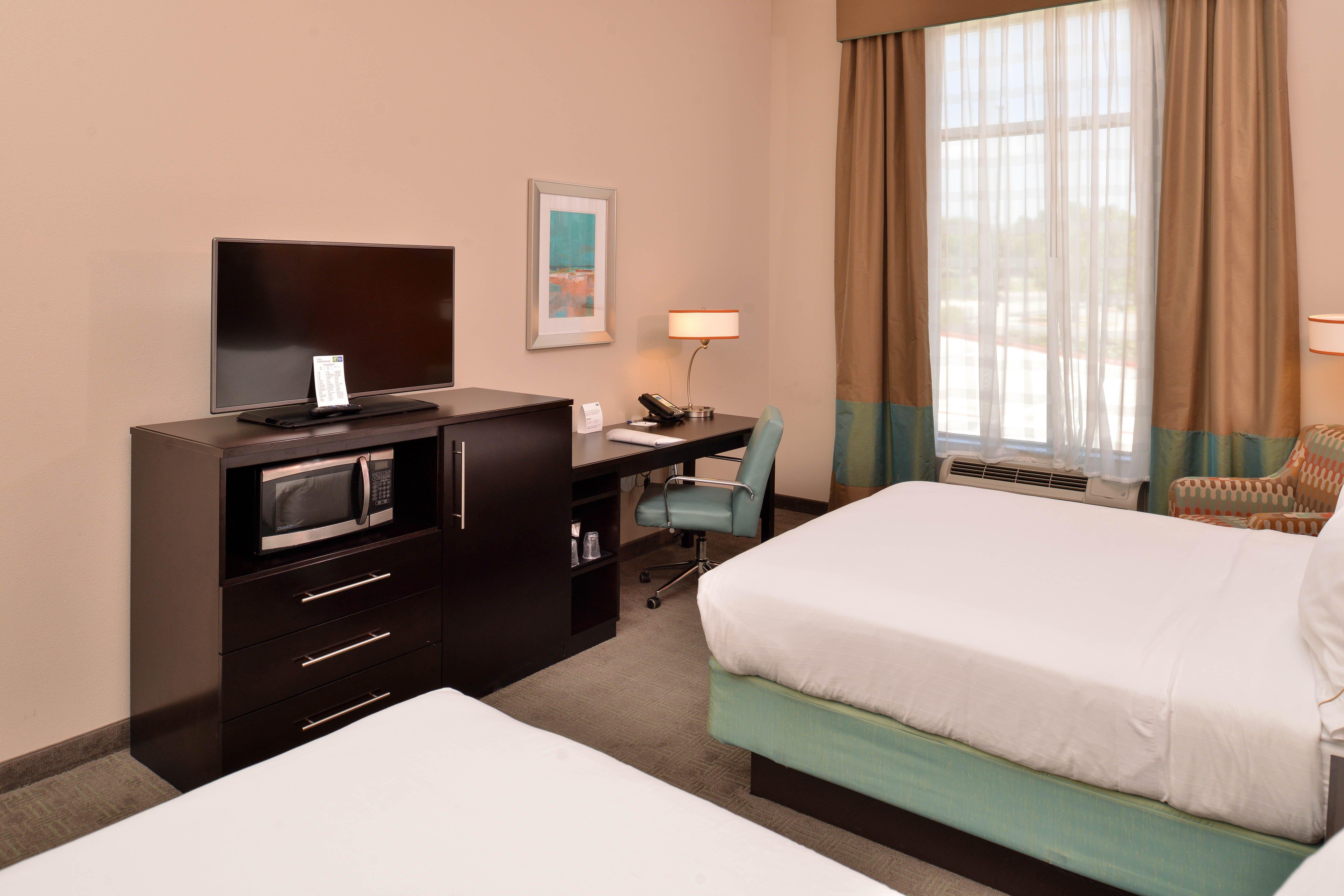 Express & South By Ihg 3*