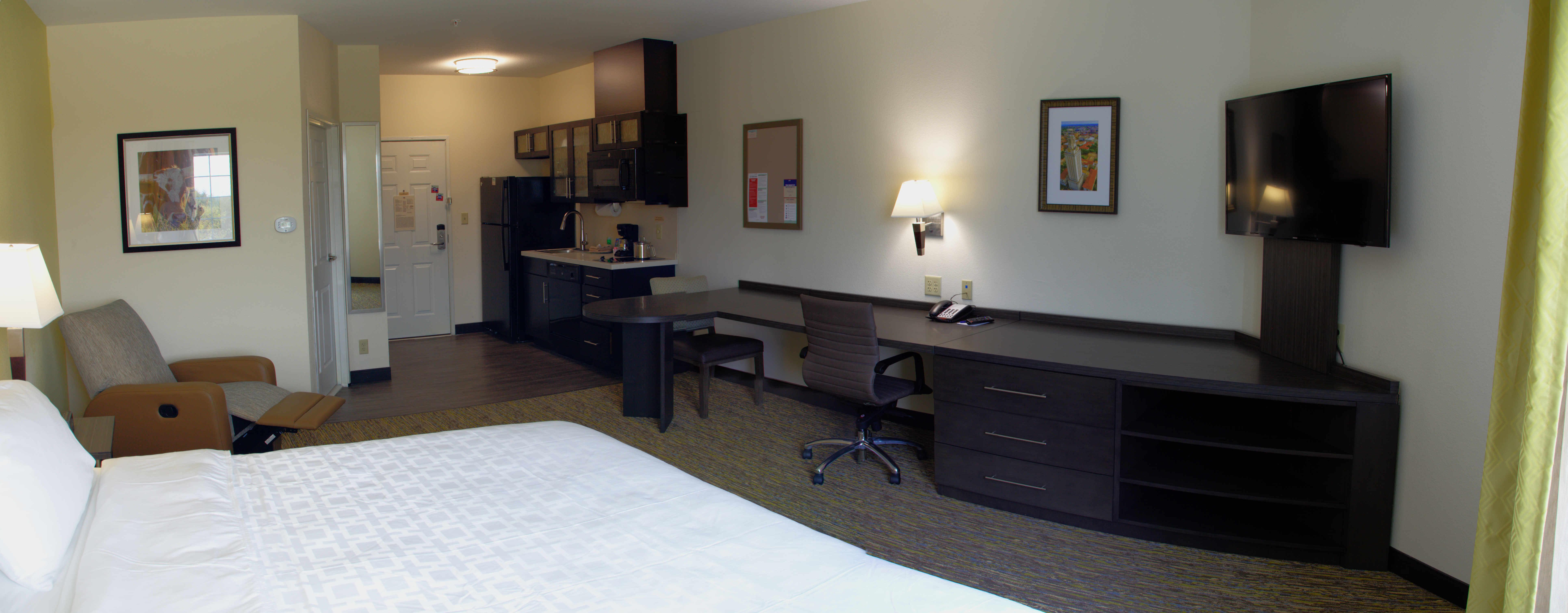 Hotel Candlewood - North By Ihg 3*