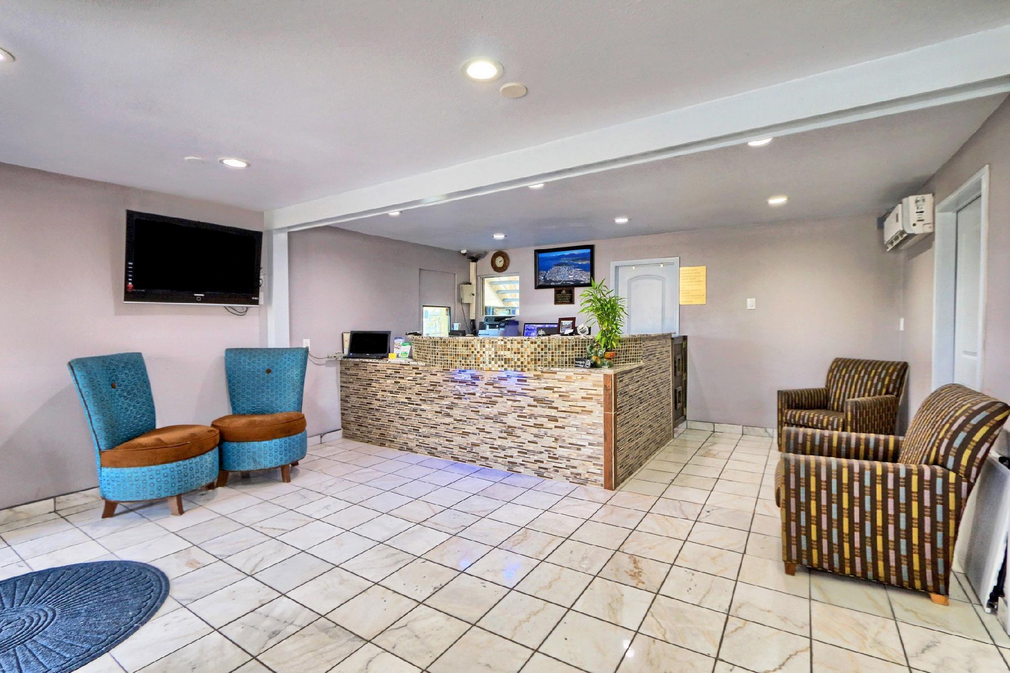 Country Garden Motel 2*