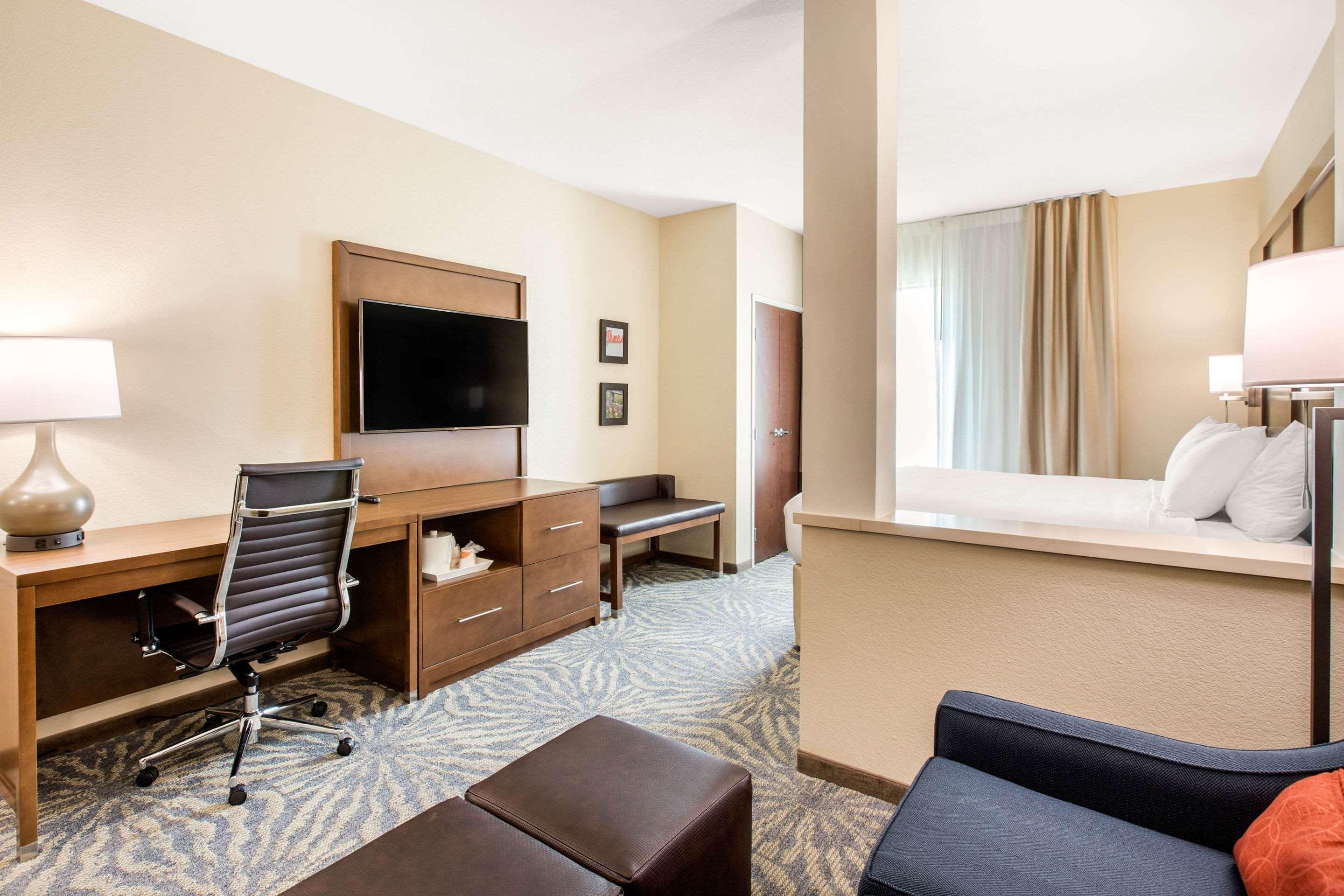 Comfort - South Hotel