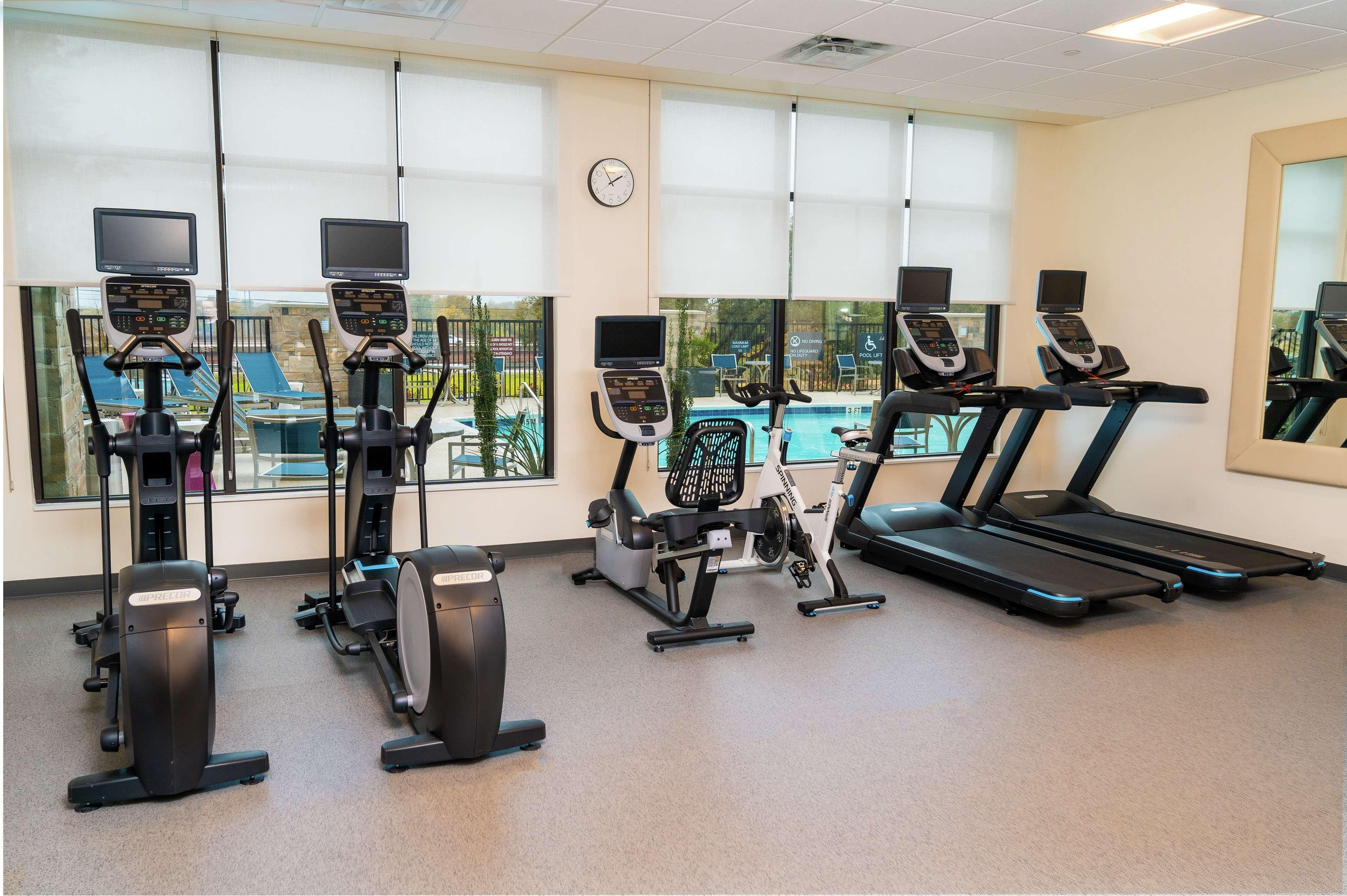 Hilton Garden Cedar Park 3*