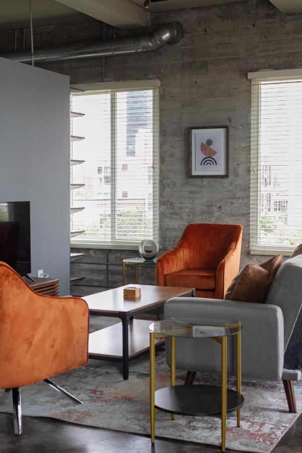 The Guild Lofts On 5th Apartment Austin