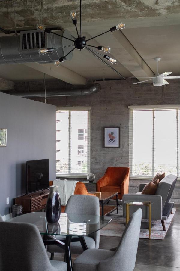 The Guild Lofts On 5th *