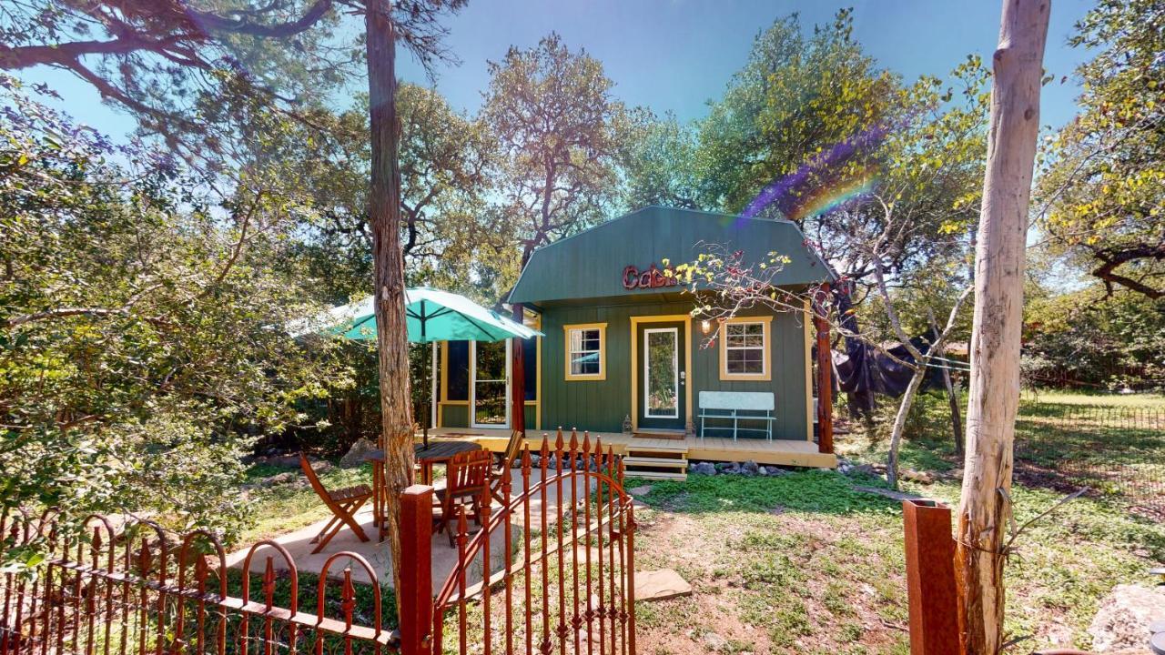 Cabin-style Book House & Writing Barn Holiday home Austin