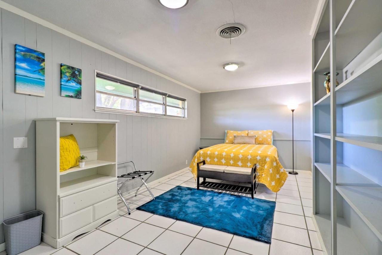 Renovated With Yard About 9 Mi To Dtwn! Holiday home