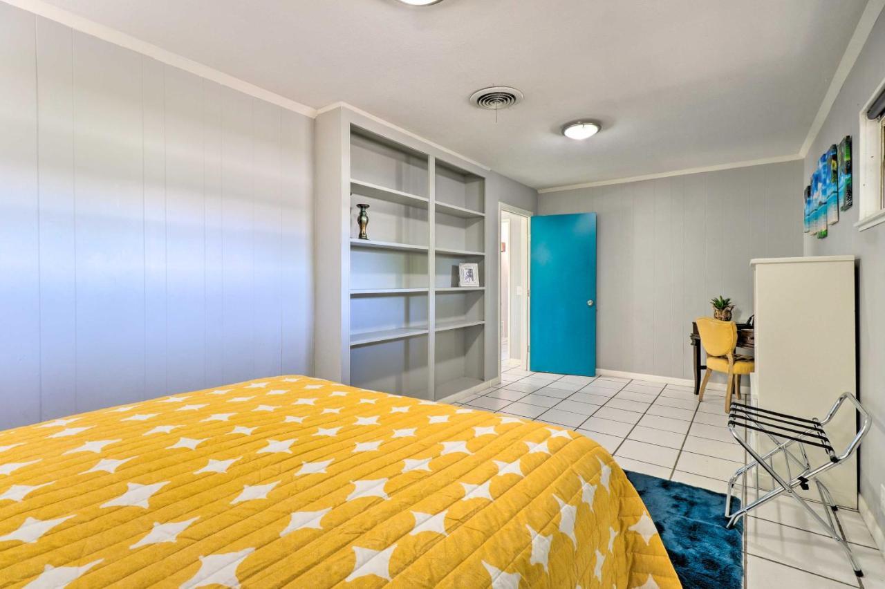 Renovated With Yard About 9 Mi To Dtwn! Holiday home Austin