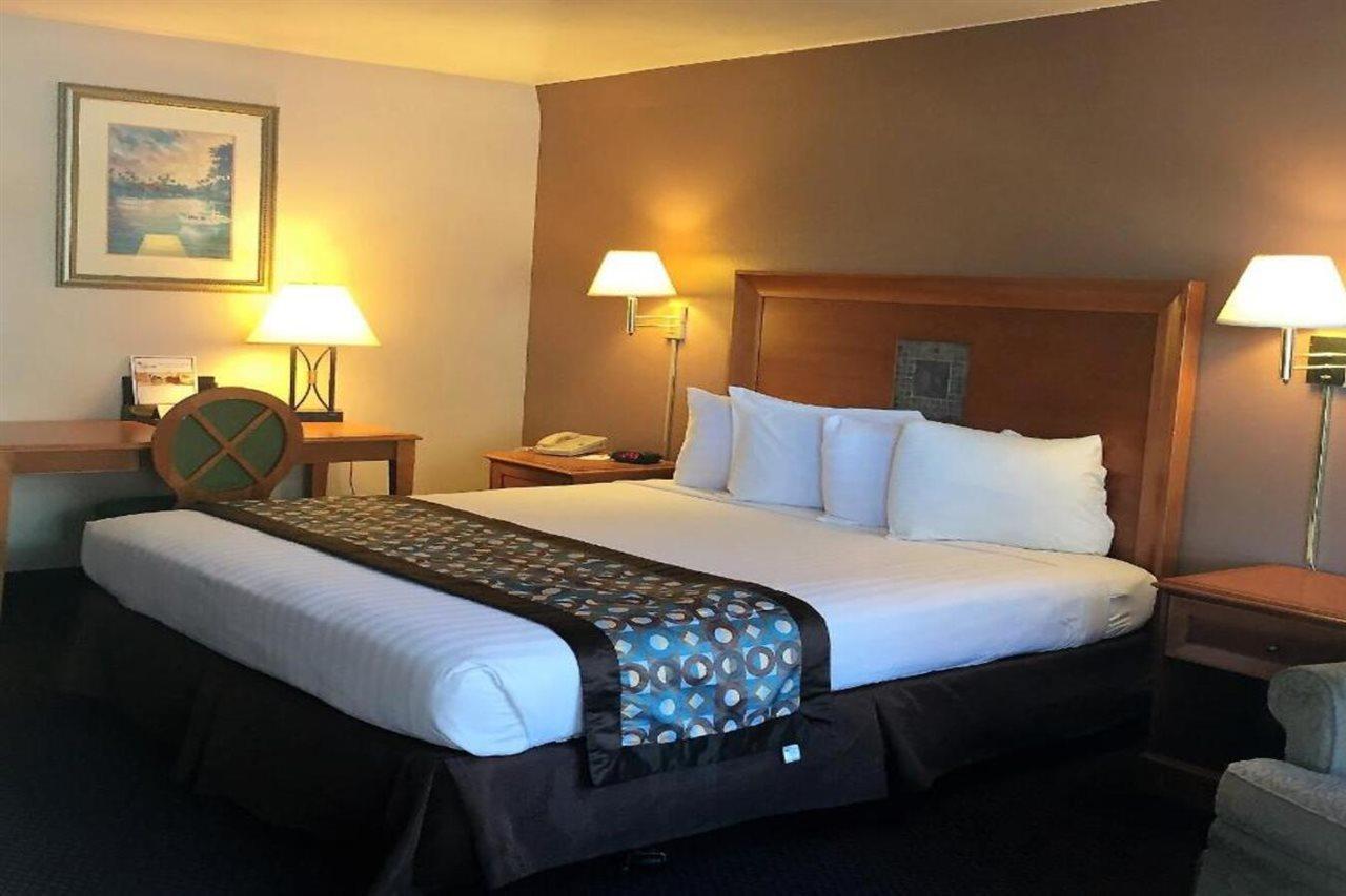 Motel Americas Value 2*