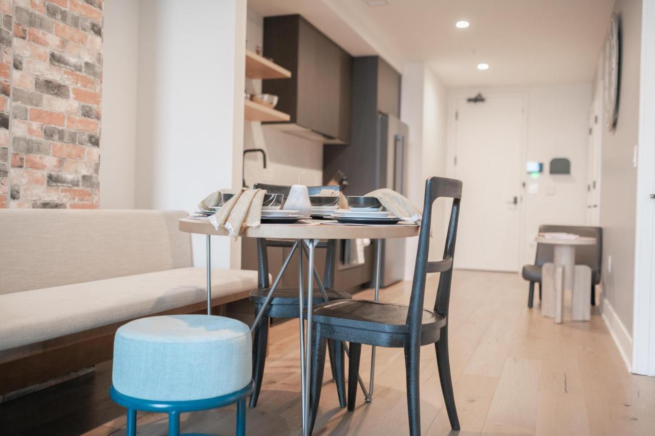 Upscale Rainey St Homes - Peloton, Gym, Rooftop Pool, Wifi Included Aparthotel Austin