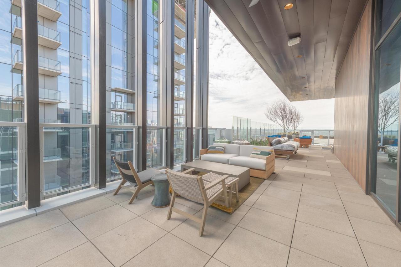 Aparthotel Upscale Rainey St Homes - Peloton, Gym, Rooftop Pool, Wifi Included Austin