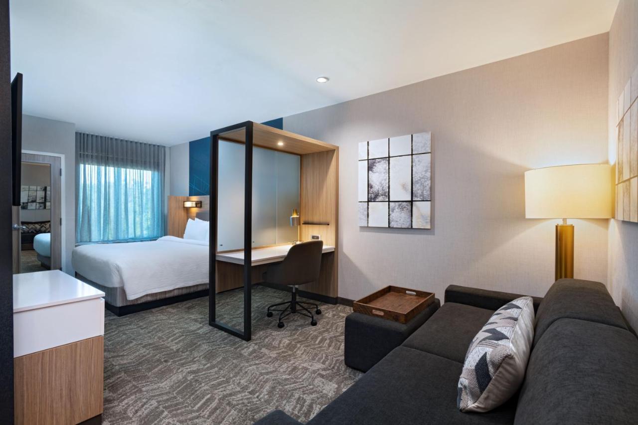 Springhill By Marriott North Hotel