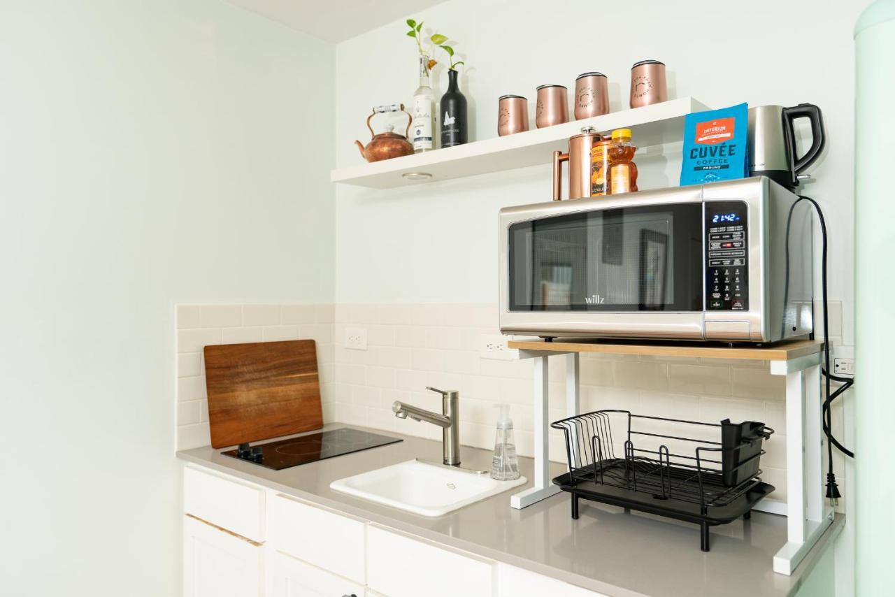 Artsy, Private Gem Near Iconic South Congress Apartment Austin