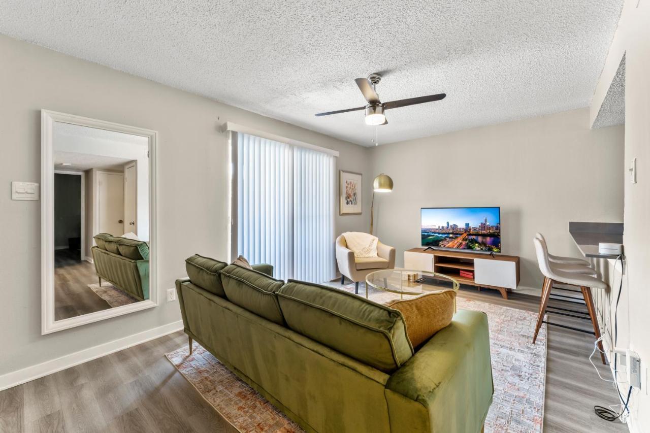 Vivant - Sola Chic King Bed Suites, Close To Downtown * Austin