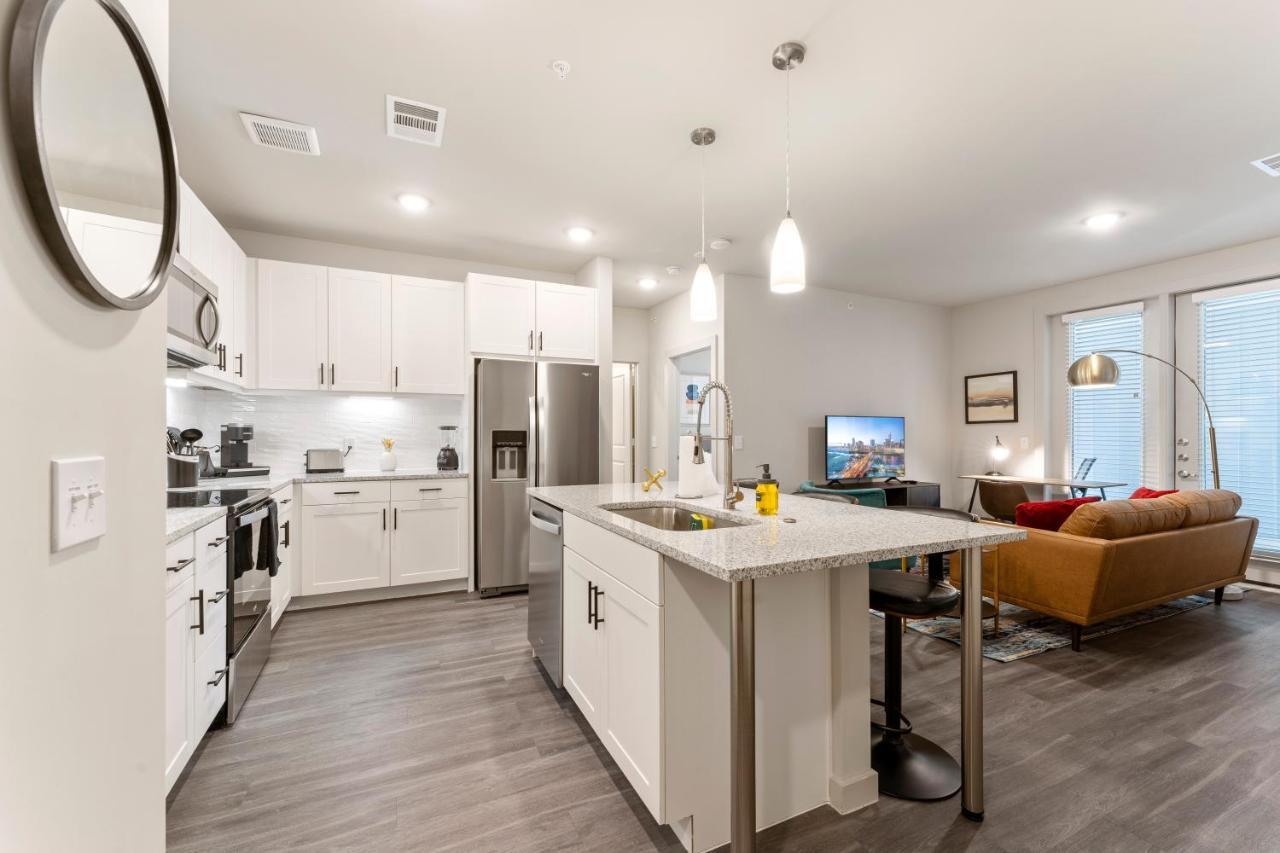 Apartment Luxury Central Apts - Free Parking, Gym, Fast Wifi *