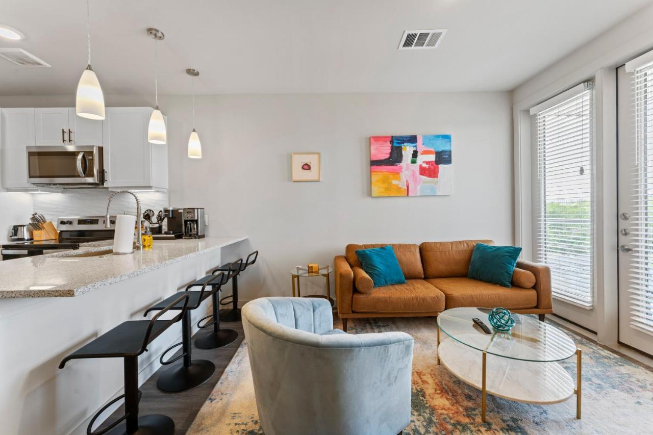 Luxury Central Apts - Free Parking, Gym, Fast Wifi Apartment *