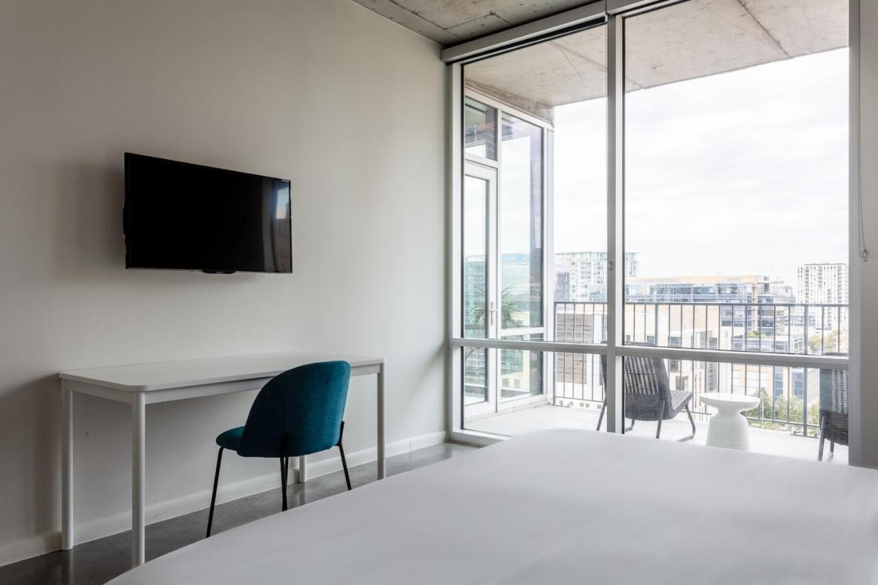 Kasa 2nd Street Aparthotel