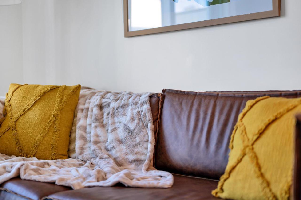 Upscale Rainey St Homes - Peloton, Gym, Rooftop Pool, Wifi Included Aparthotel *