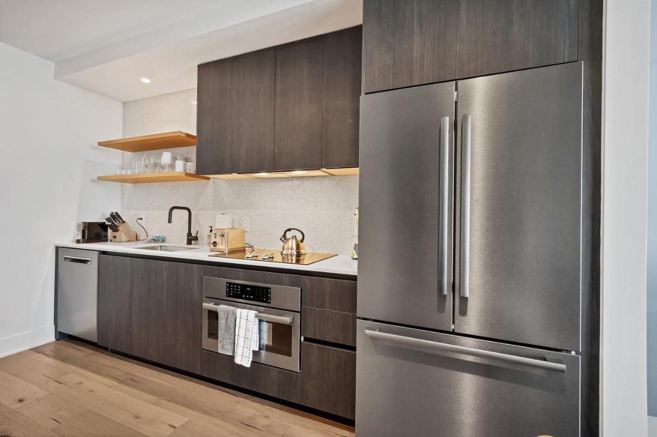 Upscale Rainey St Homes - Peloton, Gym, Rooftop Pool, Wifi Included Aparthotel Austin