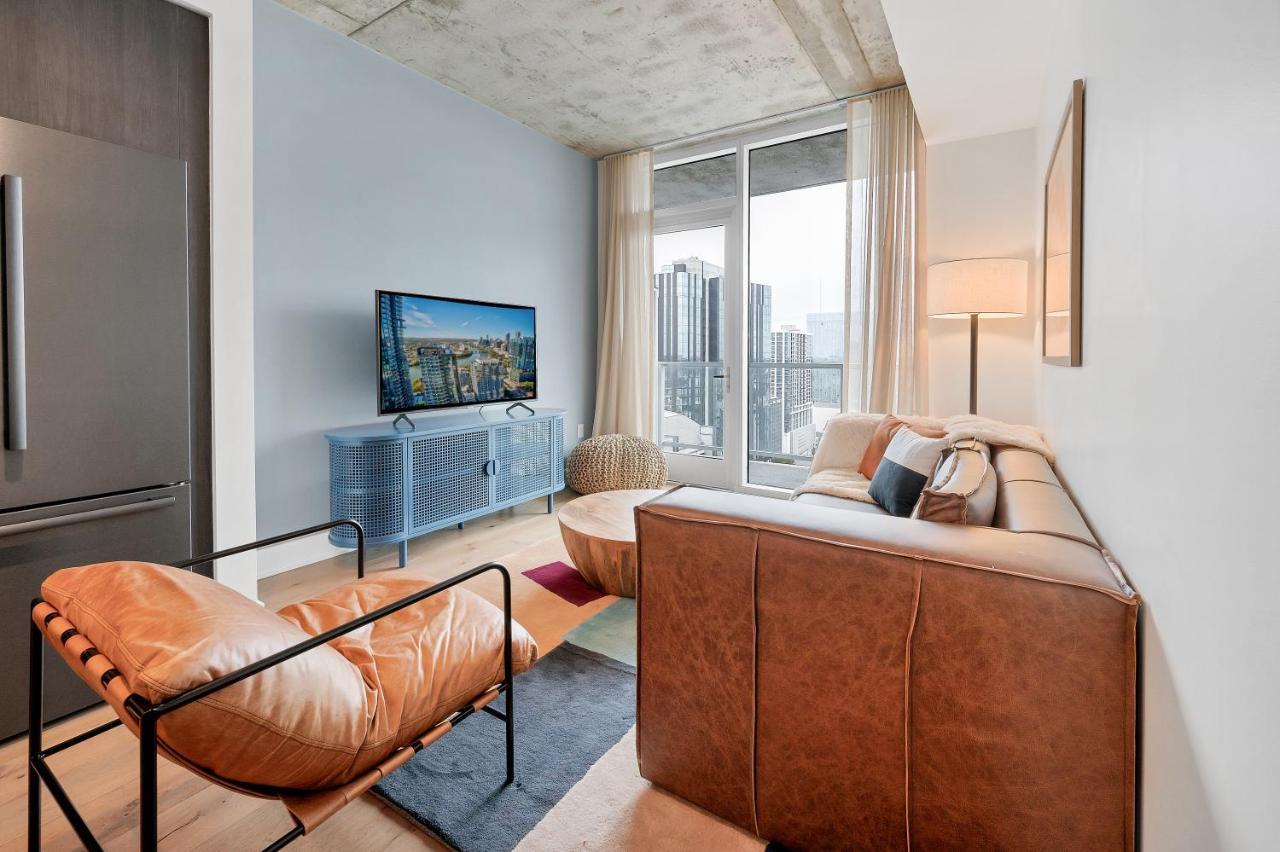 Upscale Rainey St Homes - Peloton, Gym, Rooftop Pool, Wifi Included Aparthotel Austin