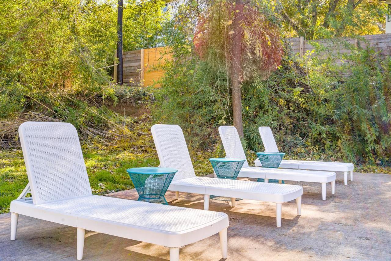 Pet-friendly Duplex, Big Shared Yard In Charming Historic Travis Heights! Holiday home Austin
