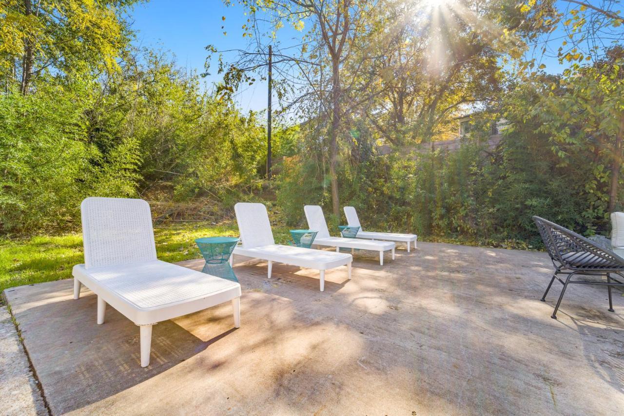 Pet-friendly Duplex, Big Shared Yard In Charming Historic Travis Heights! Holiday home *