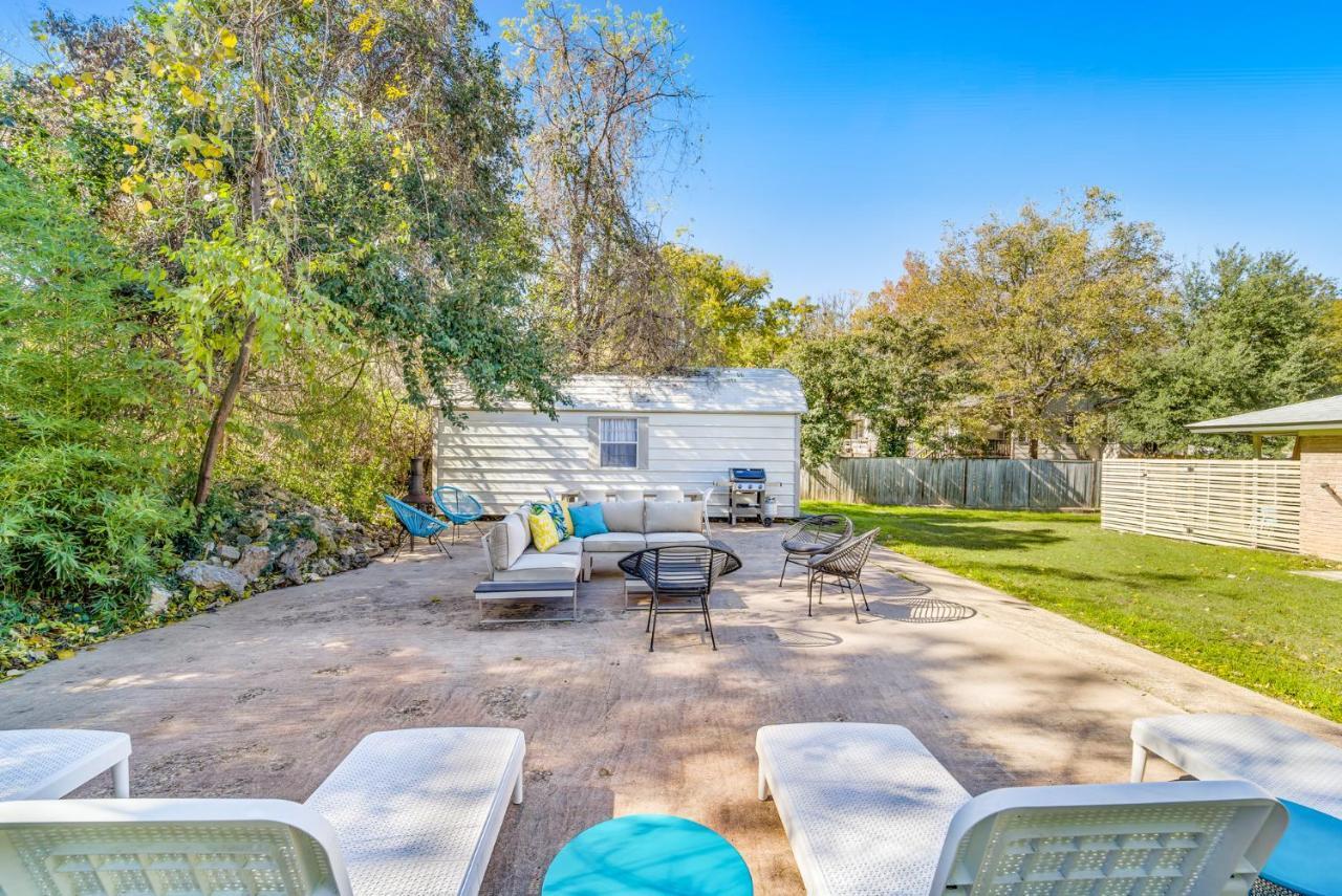 Pet-friendly Duplex, Big Shared Yard In Charming Historic Travis Heights! *