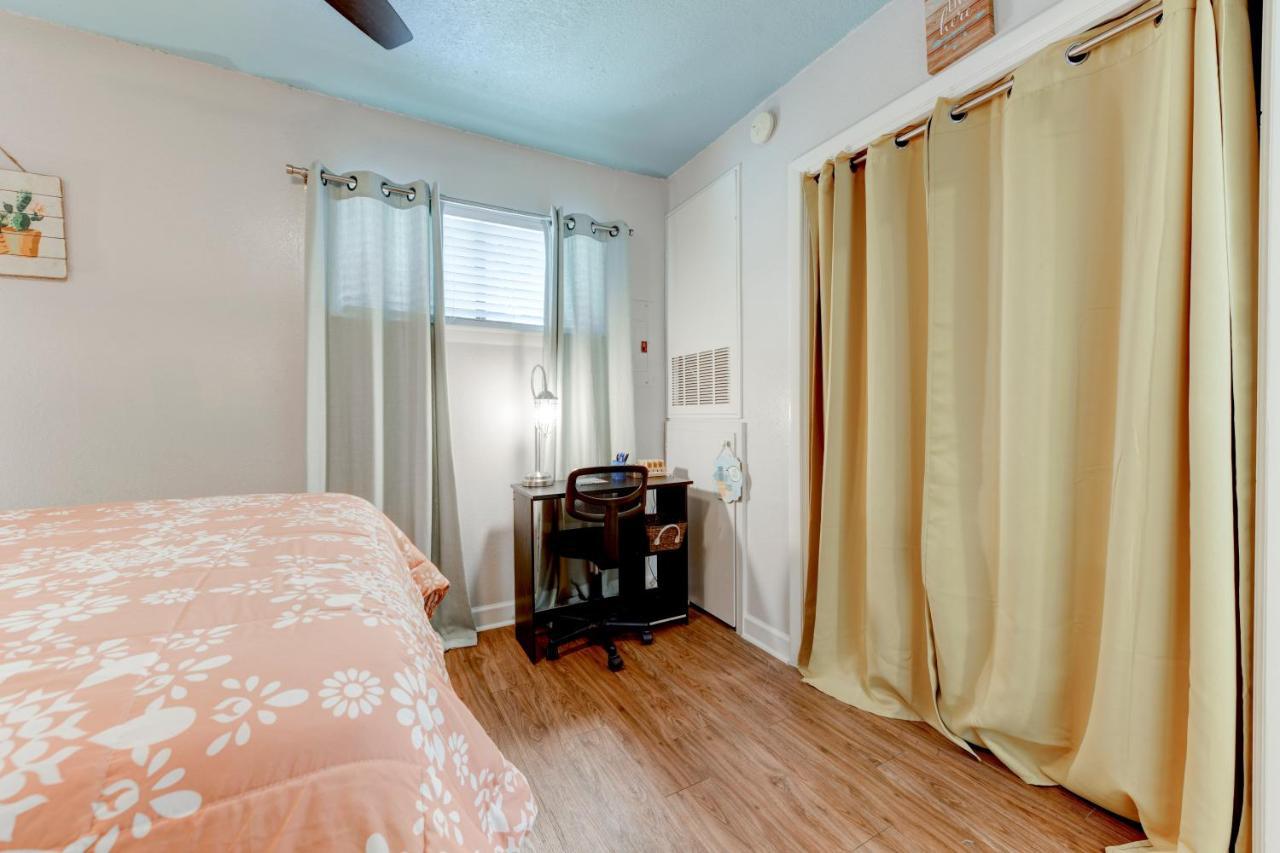Cozy Near Downtown And Ut Apartment *