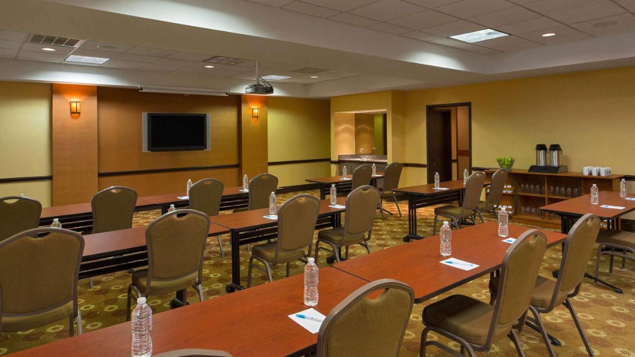 Sonesta Select North Hotel 3*