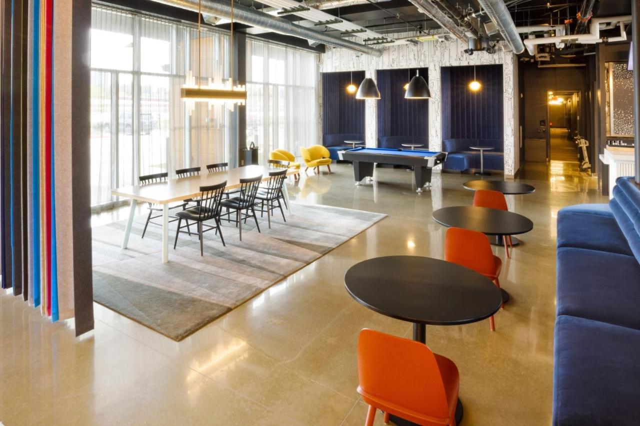 Aloft Airport Hotel