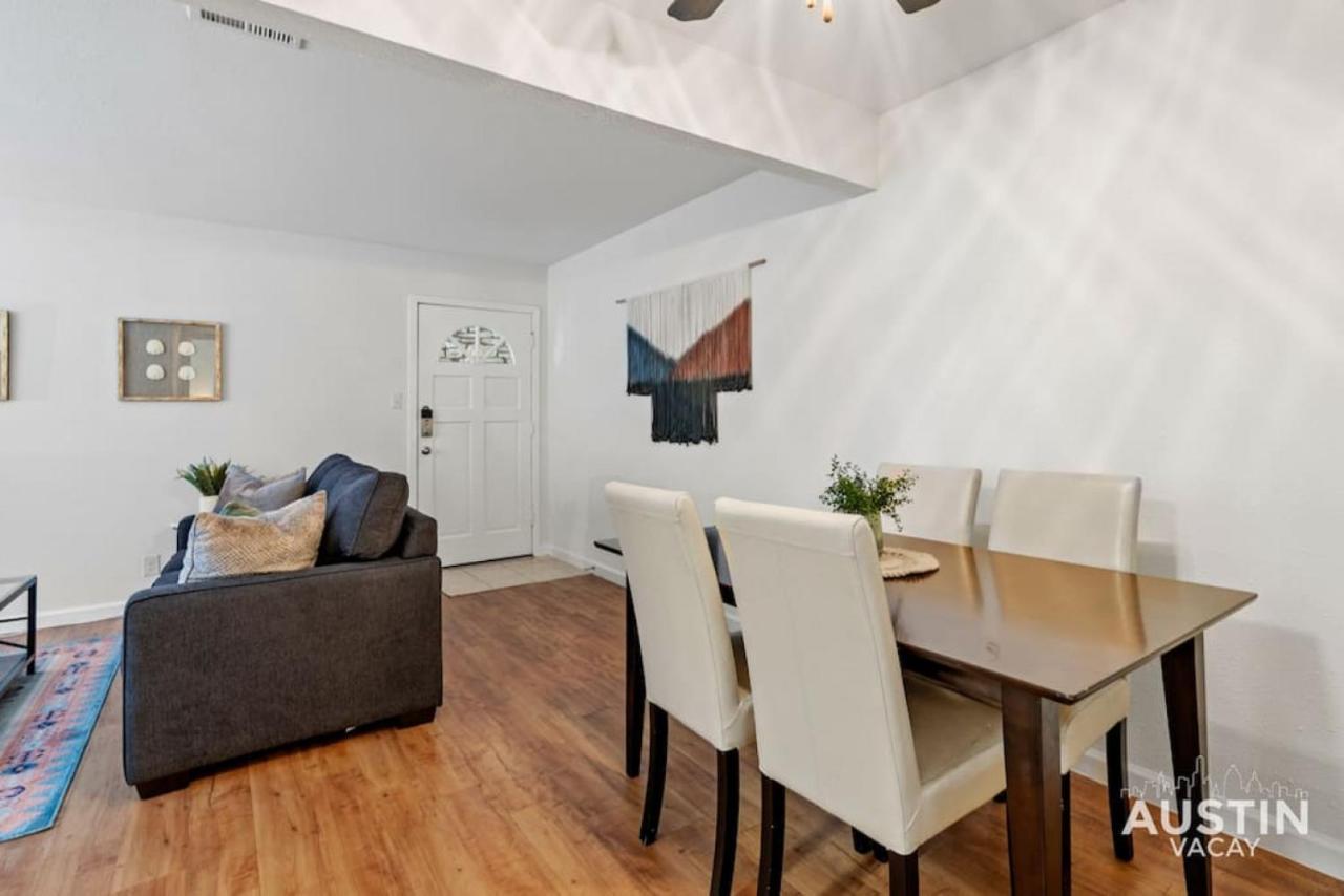 Apartment Quiet Downtown Pool Free Parking Austin