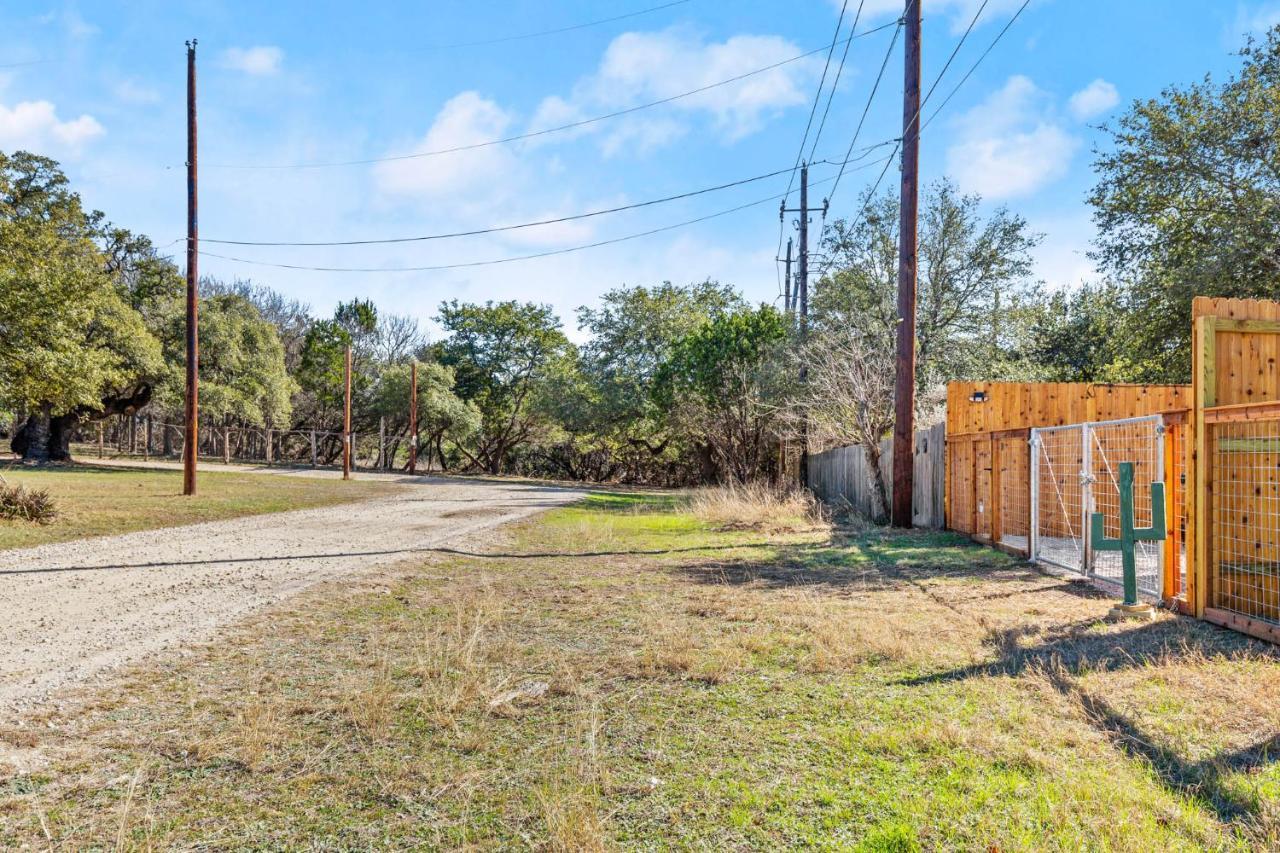 Holiday home Park Access! Bars & Restaurants Close-by! Outdoor Heater Austin