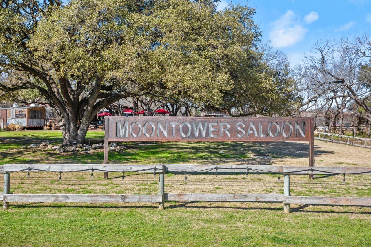 Park Access! Bars & Restaurants Close-by! Outdoor Heater Holiday home *
