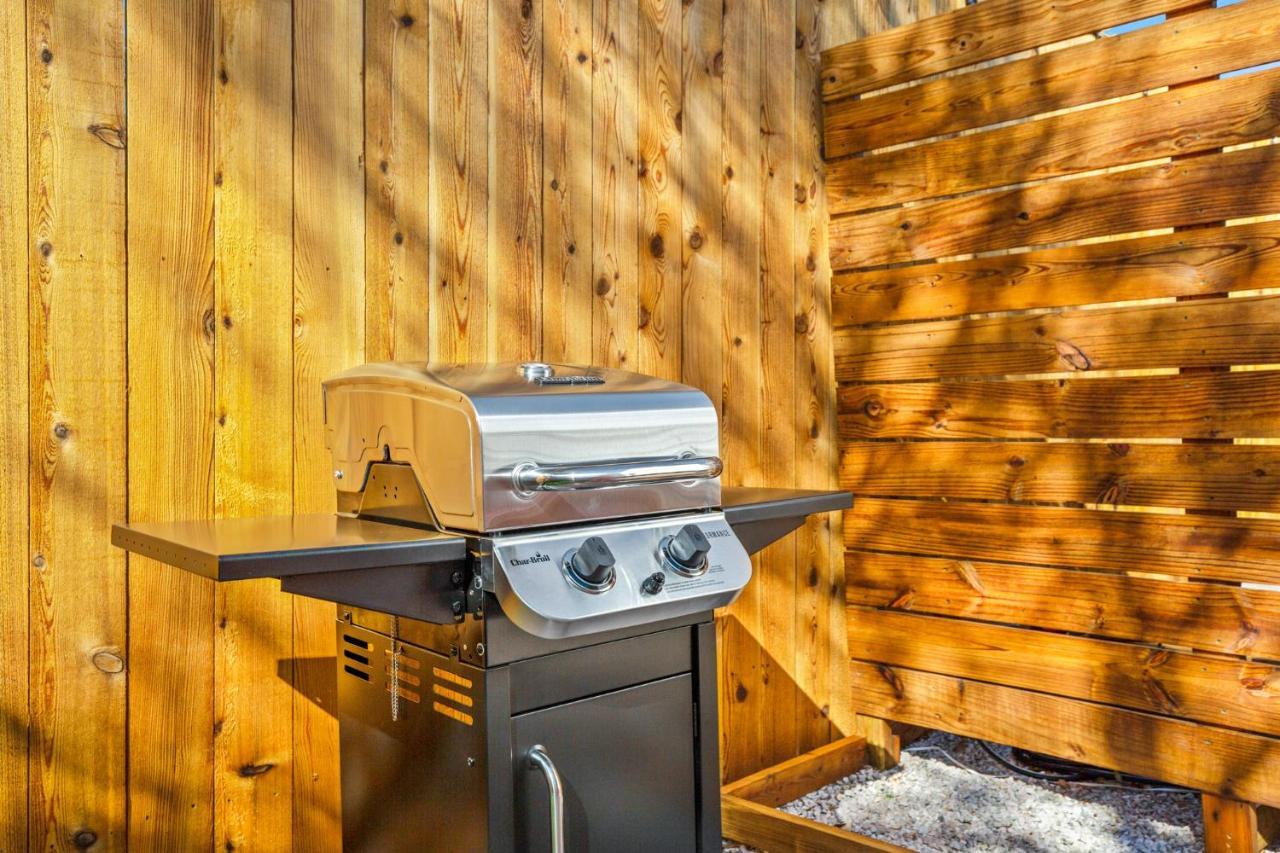 Park Access! Bars & Restaurants Close-by! Outdoor Heater Holiday home *