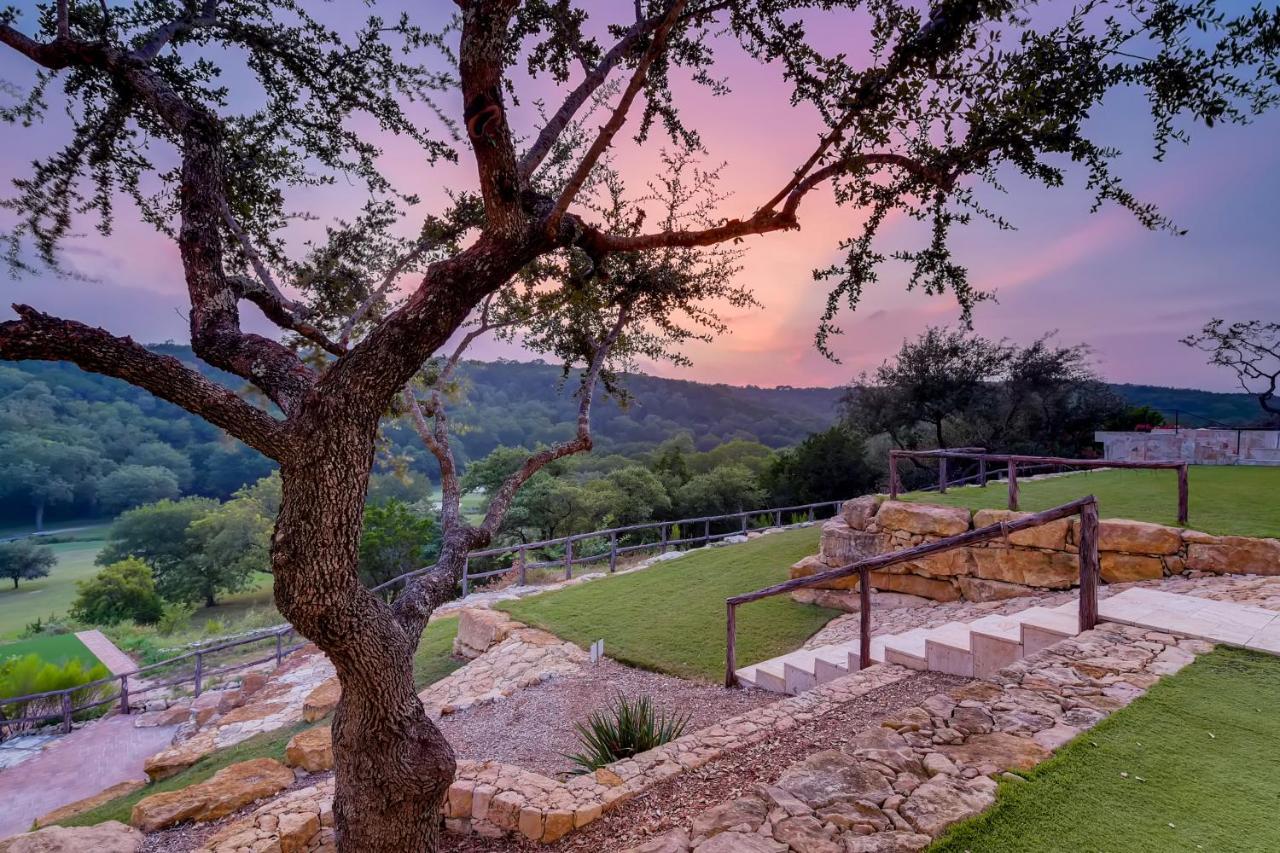 An Estate Designed For Sxsw Artists - By Pmi Metro Villa Austin