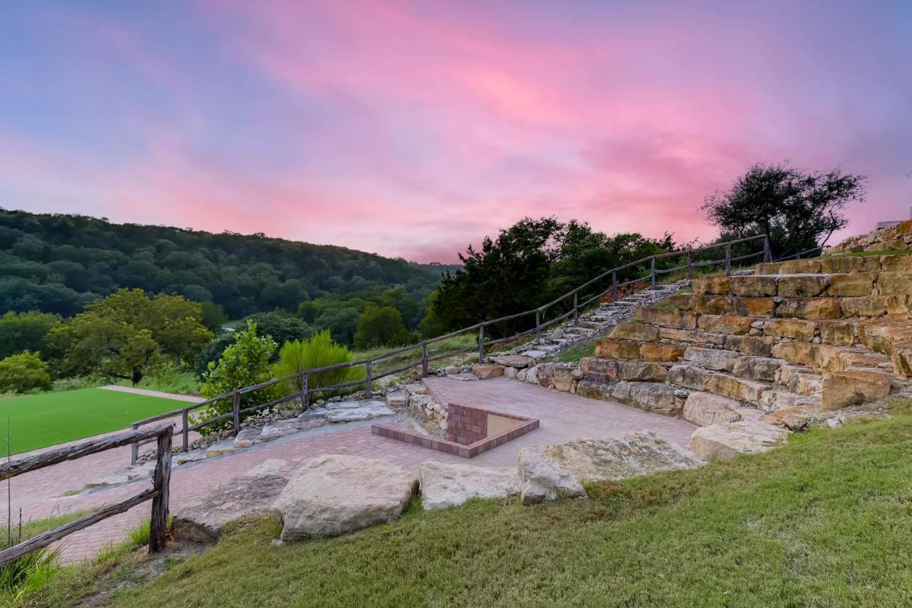 An Estate Designed For Sxsw Artists - By Pmi Metro